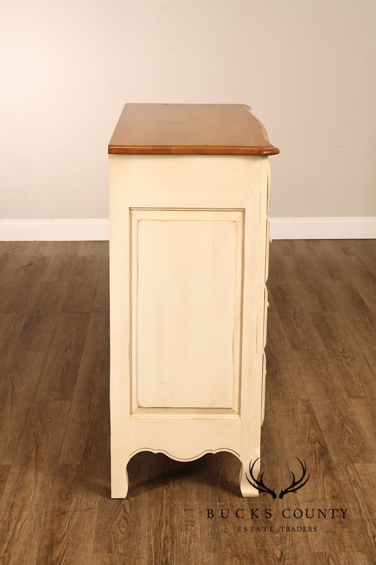 Ethan Allen 'Country French' Painted Chest of Drawers