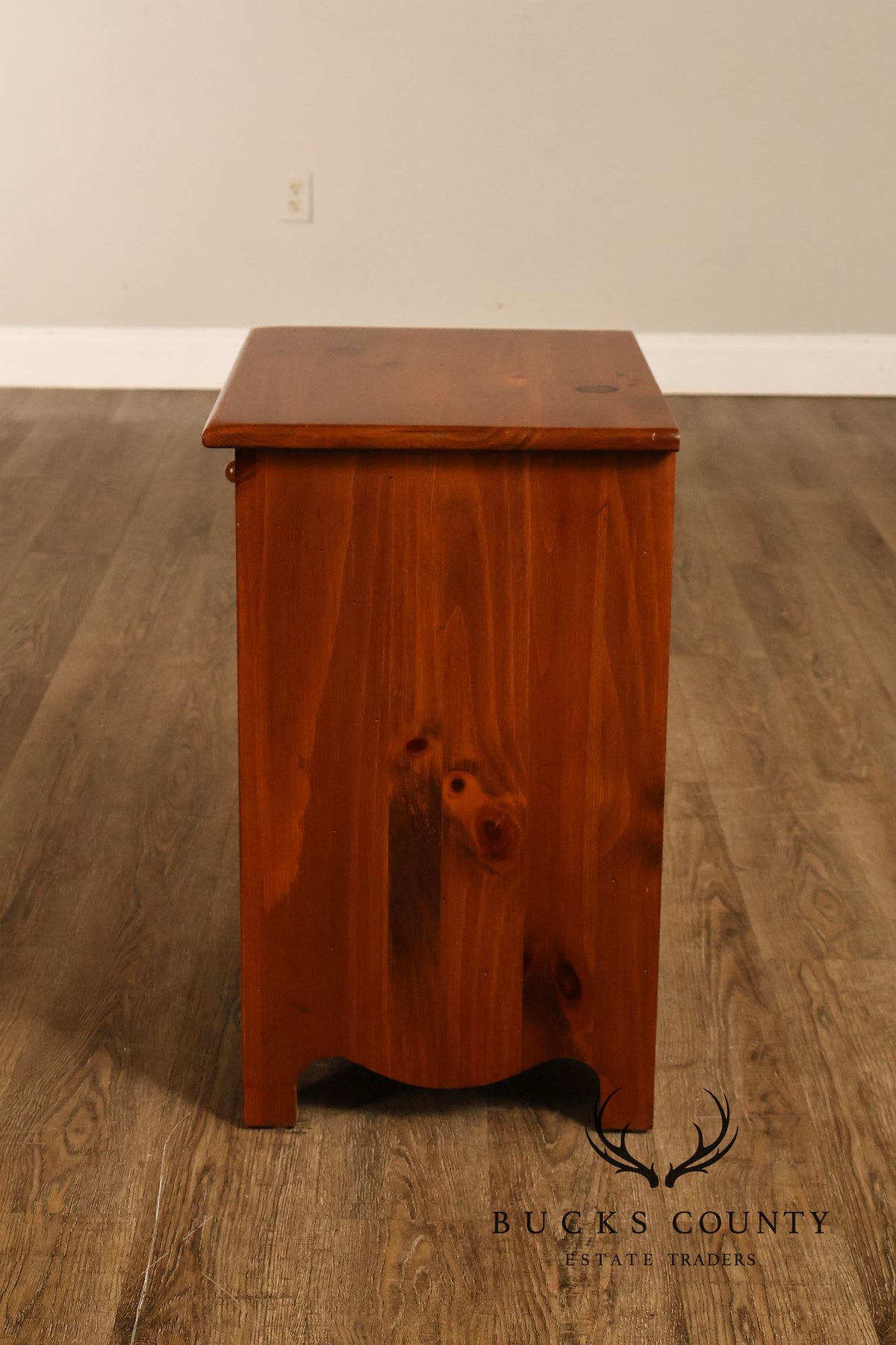Ethan Allen Pair of Pine Single-Drawer Nightstands