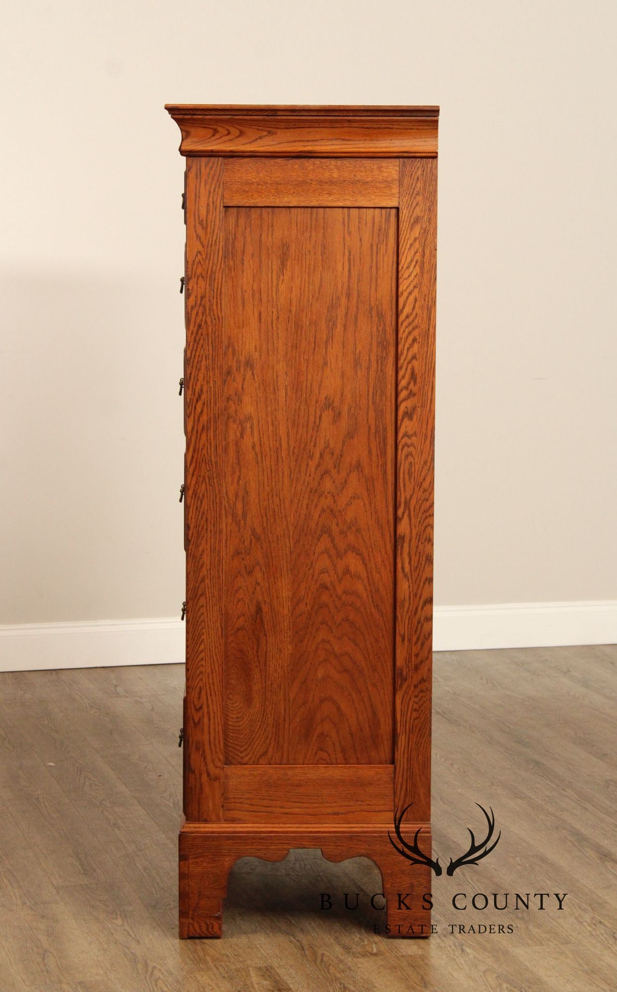 Lineage Chippendale Style Oak Door Chest