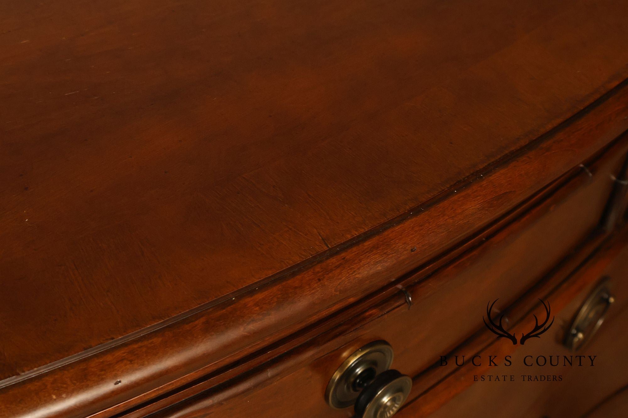 Serpentine Front Dresser Chest of Drawers