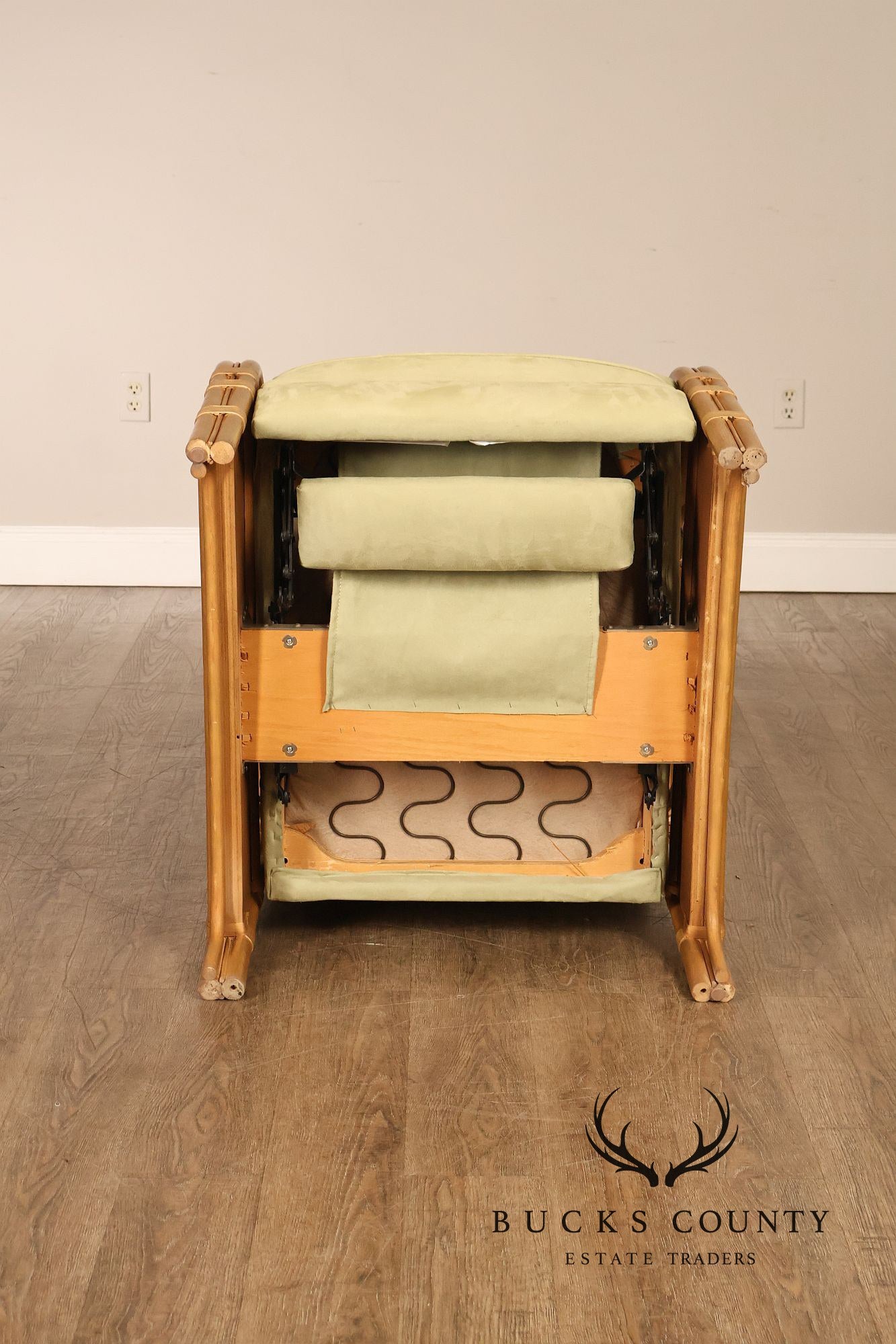 TradeWinds Rattan Reclining Lounge Chair