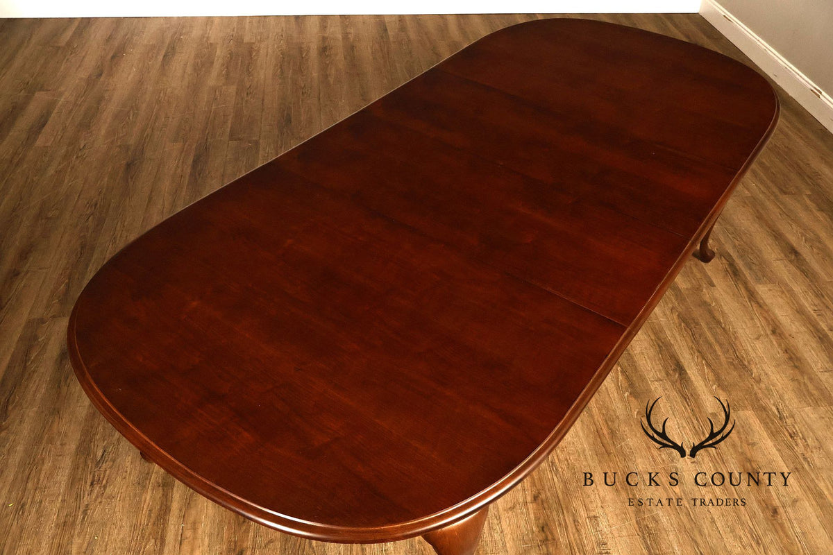 American Drew Queen Anne Style Expanding Dining Table With Eight Dining Chairs