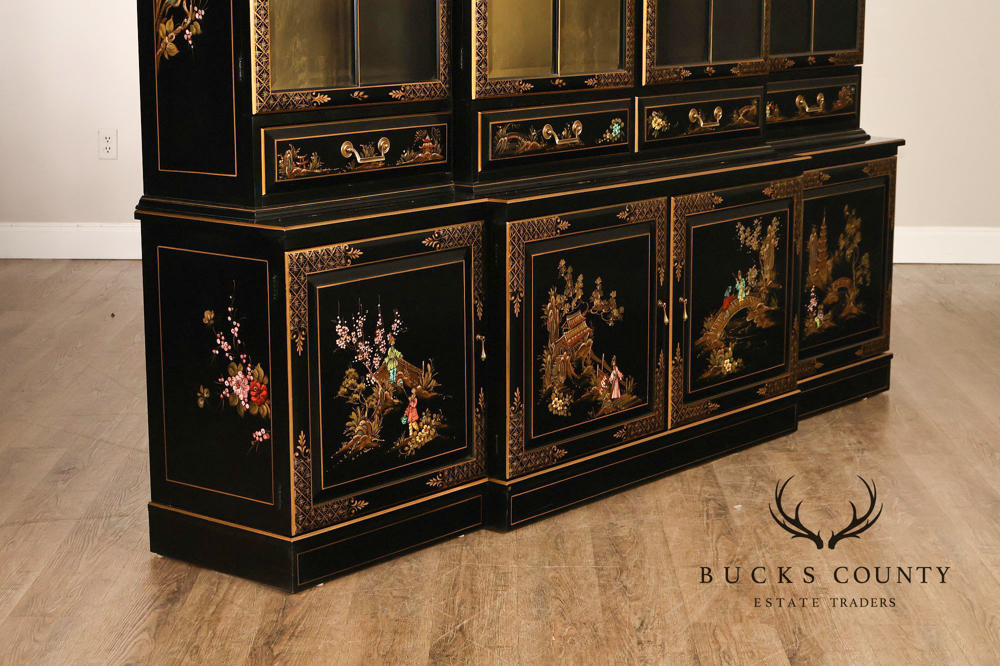 Union National Chinoiserie Hand Painted China Display Cabinet