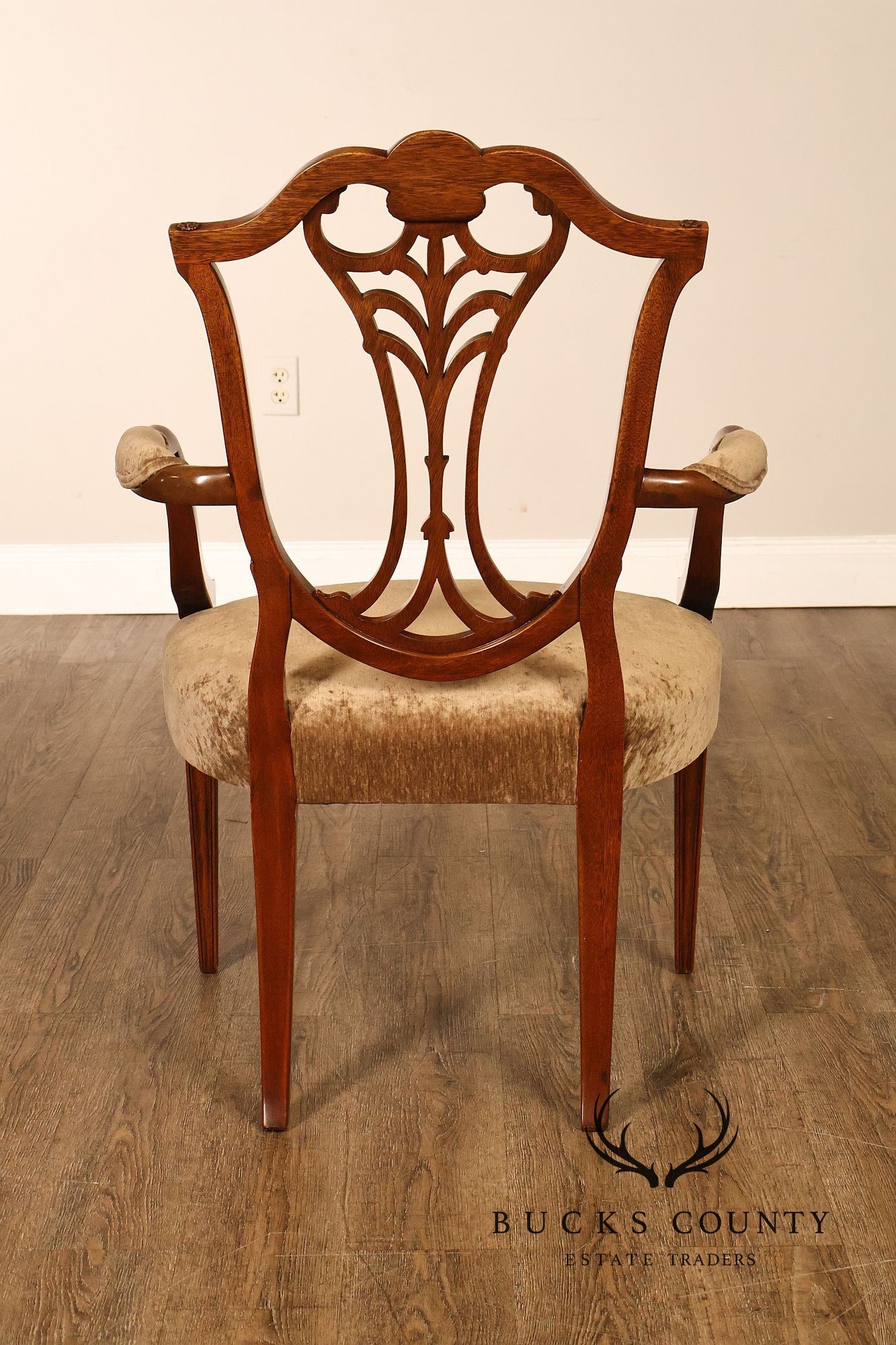 Karges Federal Style Set of Eight Mahogany Dining Chairs