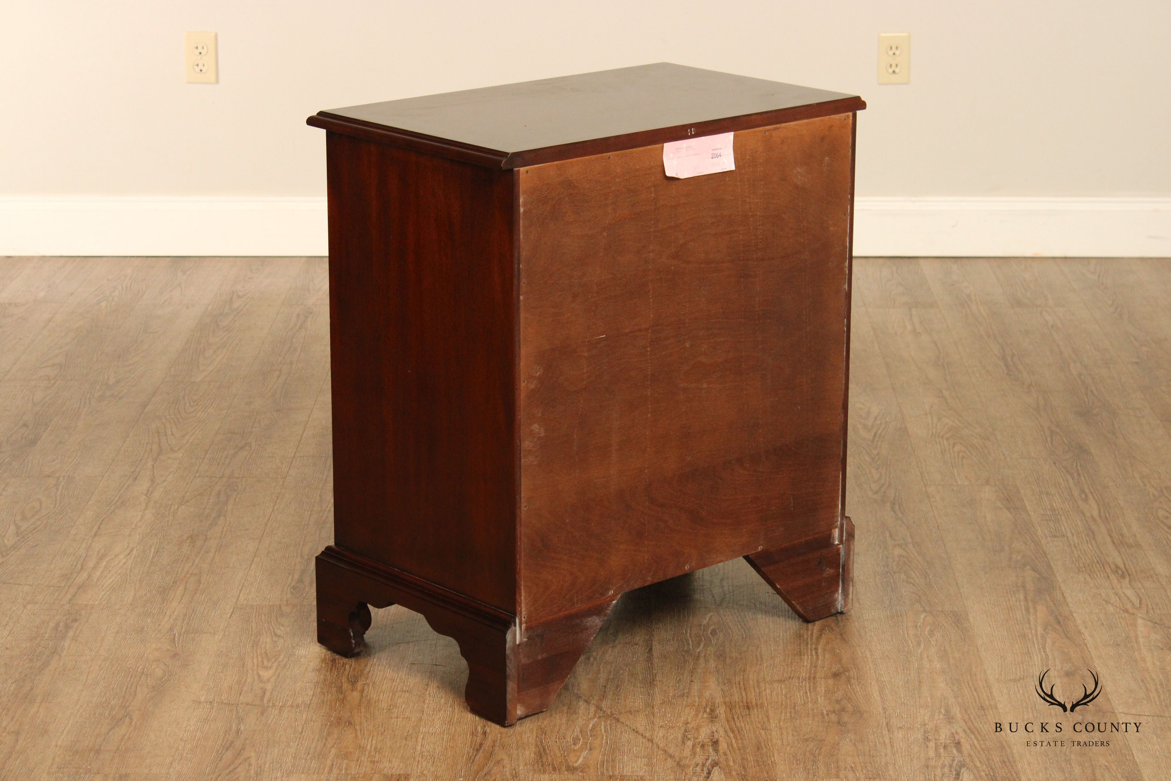 Henkel Harris Chippendale Style Mahogany Four Drawer Chest Nightstand