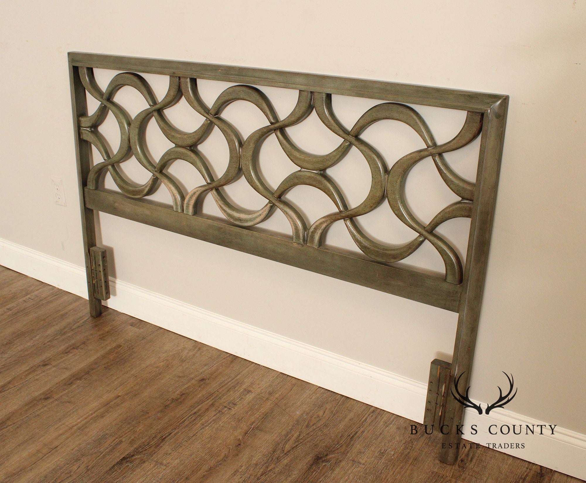 Stanley Furniture 'Theme II' Sculpted Queen Headboard