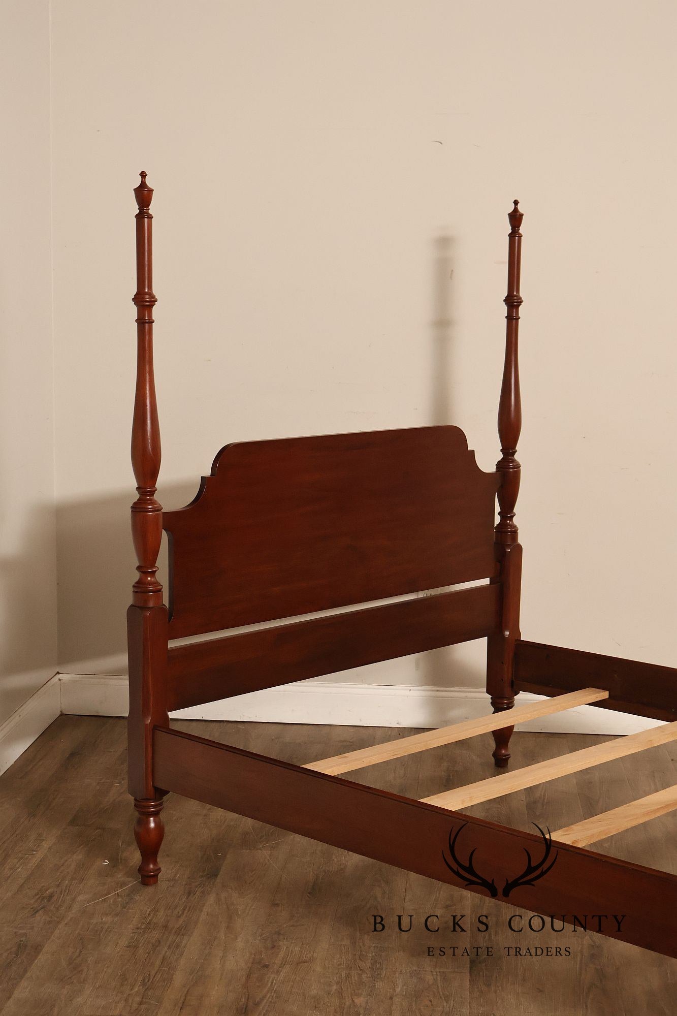 Henkel Harris Cherry Four Poster Full Bed