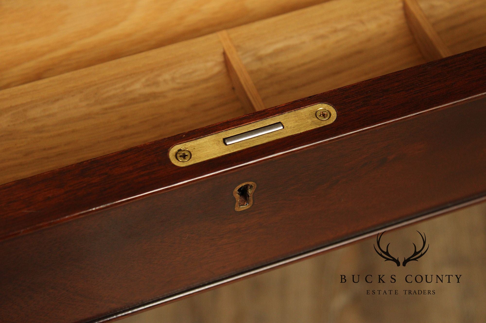 Stickley Georgian Style Banded Mahogany Writing Desk