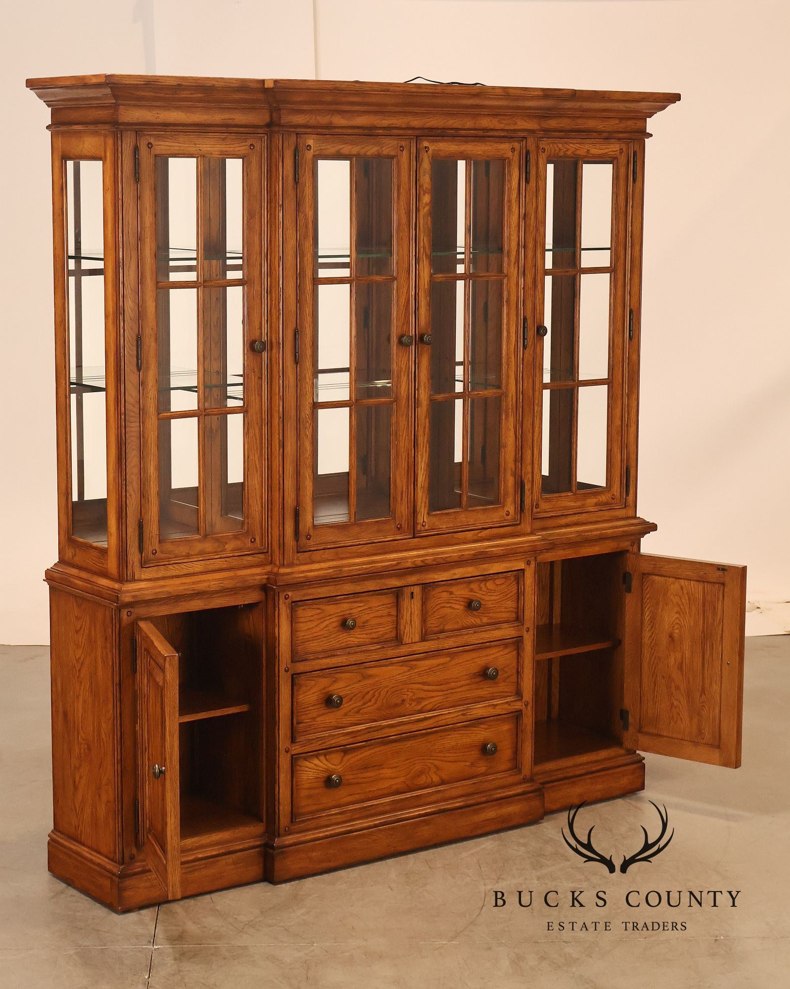 Thomasville Lighted Oak China Cabinet