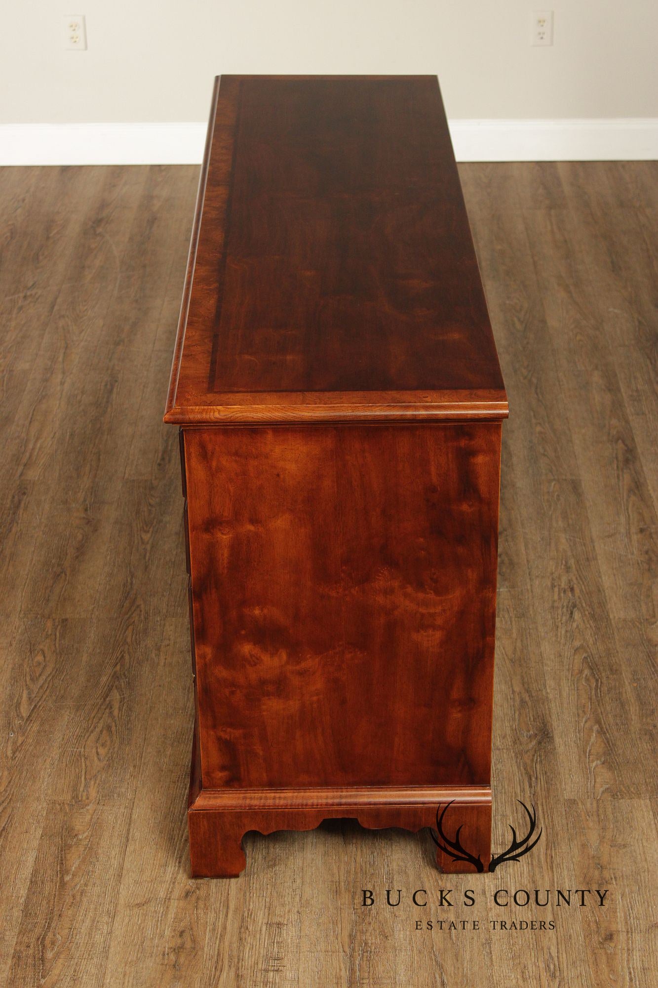 Henredon Aston Court Mahogany Ten Drawer Dresser