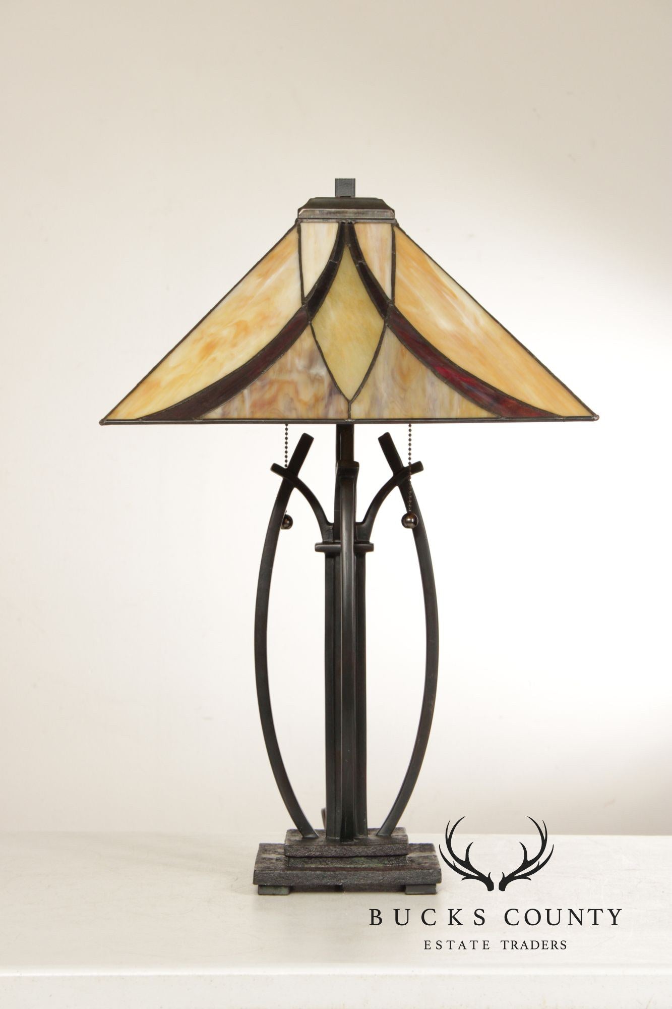 Quoizel 'Asheville' Stained Glass Table Lamp