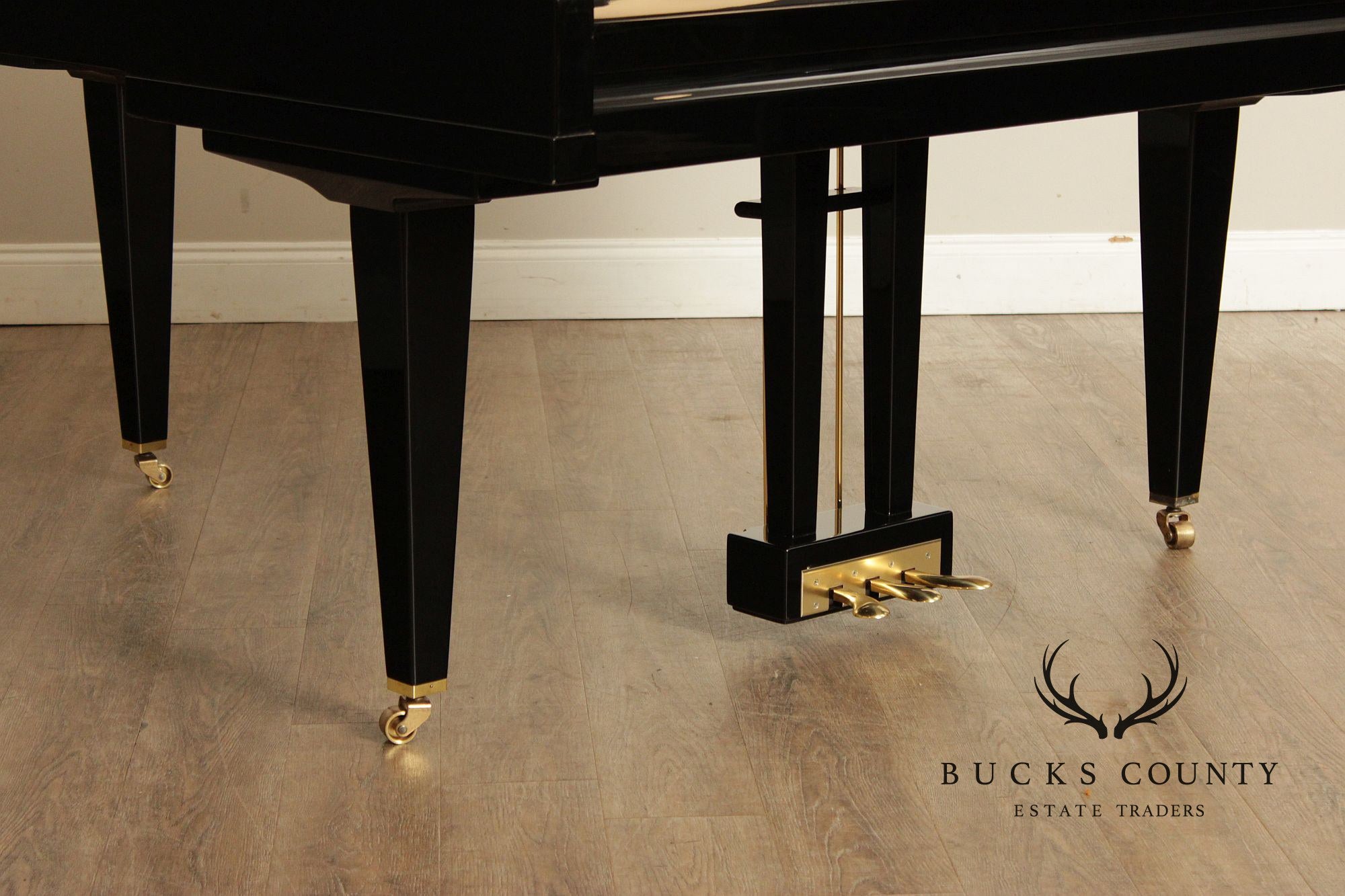 Kimball 'Viennese Classic' Baby Grand Piano and Bench