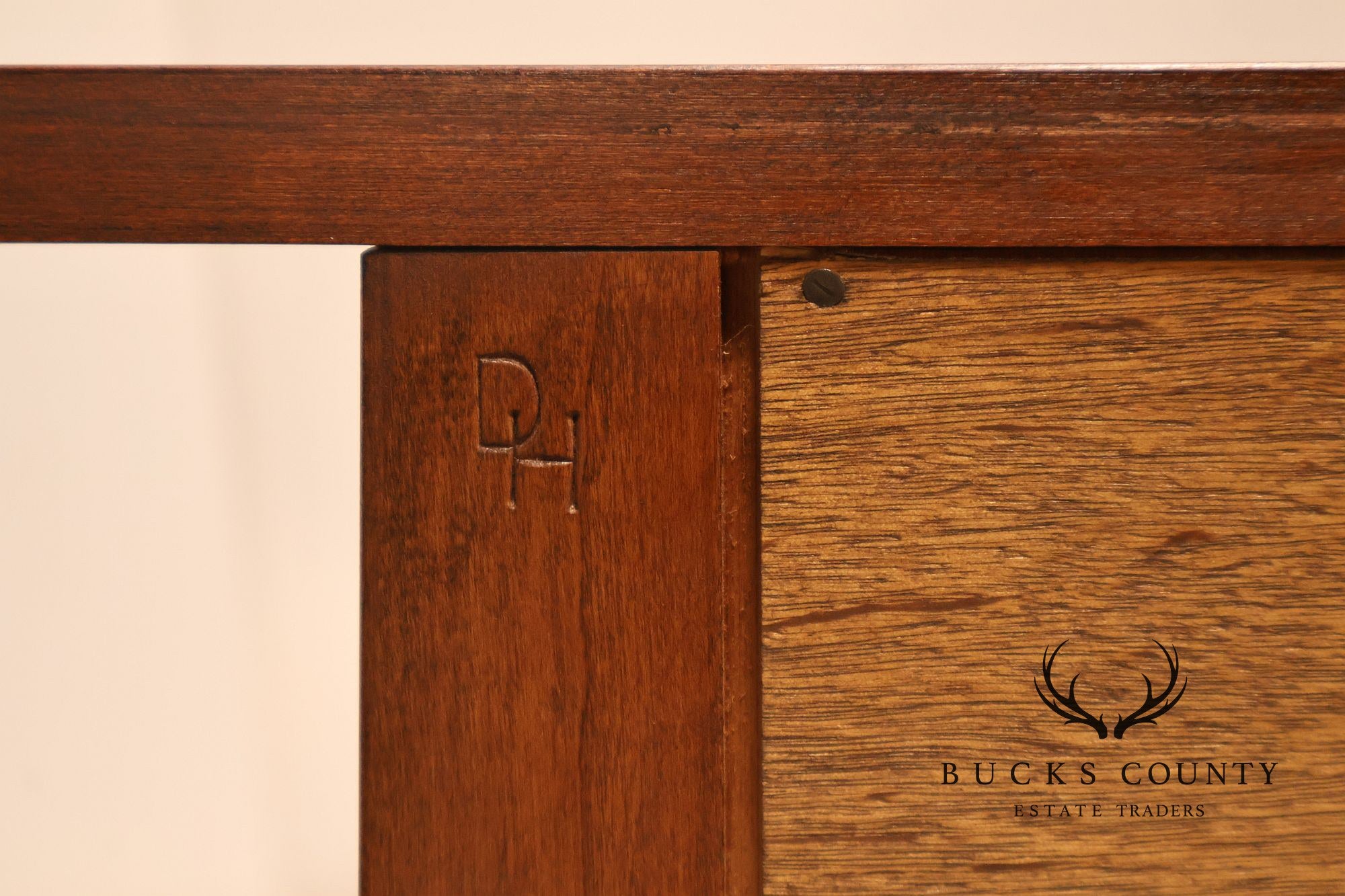 Stickley Mission Collection Harvey Ellis Cherry Nine Drawer Dresser