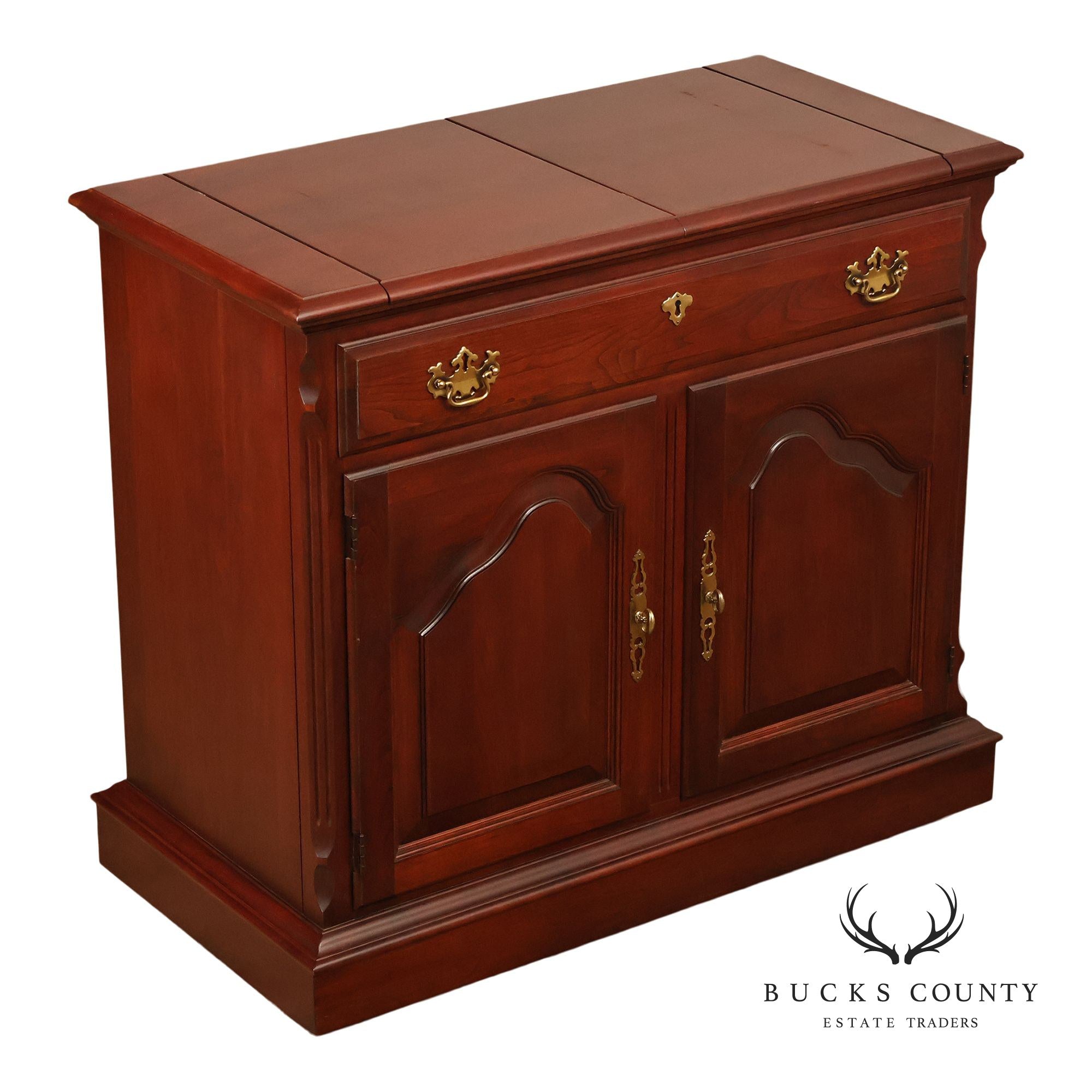 Pennsylvania House Traditional Cherry Flip Top Server