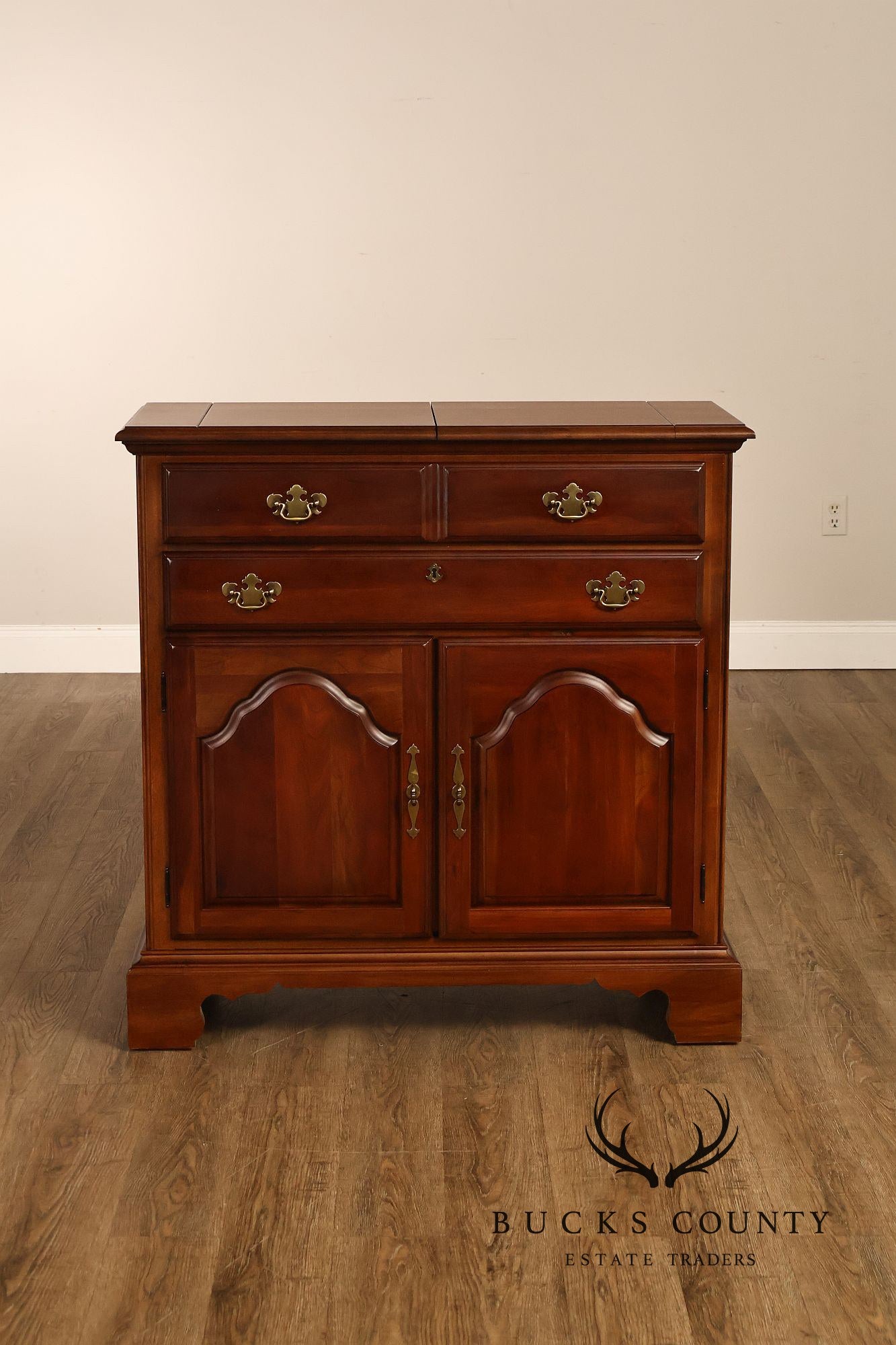 American Drew Chippendale Style Cherry Flip Top Server
