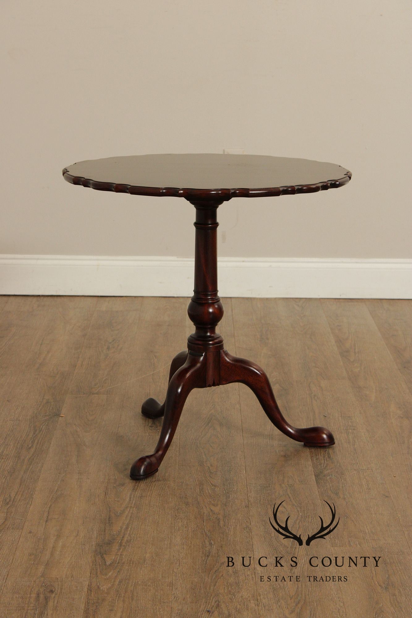 Stickley Federal Style Mahogany Pie Crust Tea Table