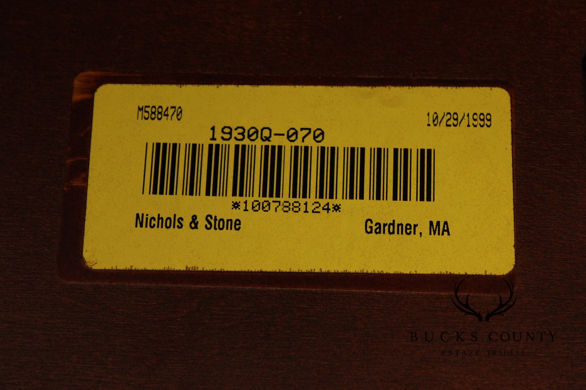 Nichols & Stone Solid Maple Expandable Dining Table