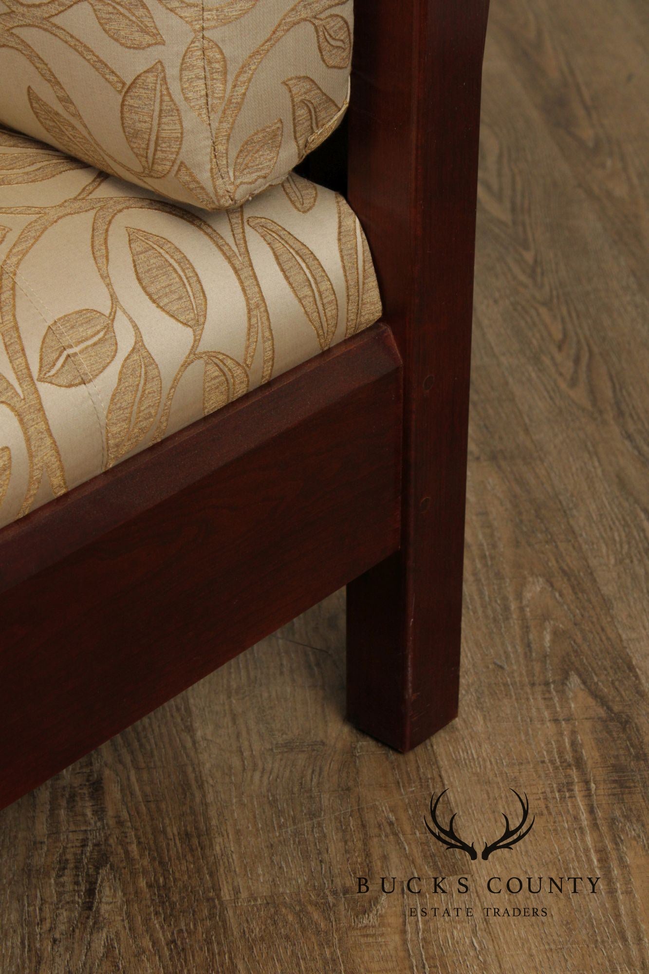 Stickley Mission Collection Cherry Prairie Settle