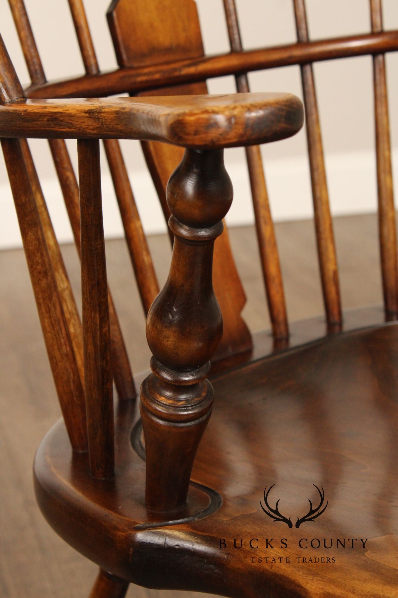 Custom Crafted Set Of 8 English Windsor Dining Chairs
