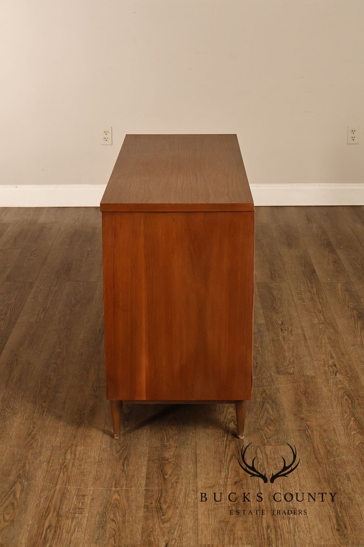 Mid Century Modern Broyhill Pacemaker Walnut Credenza Cabinet