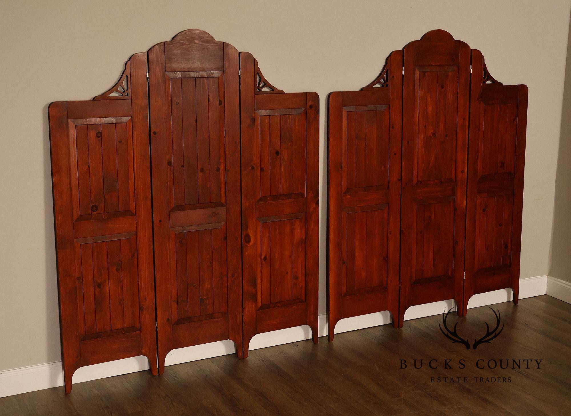 Rustic Colonial Style Pair of Pine Folding Dressing Screens