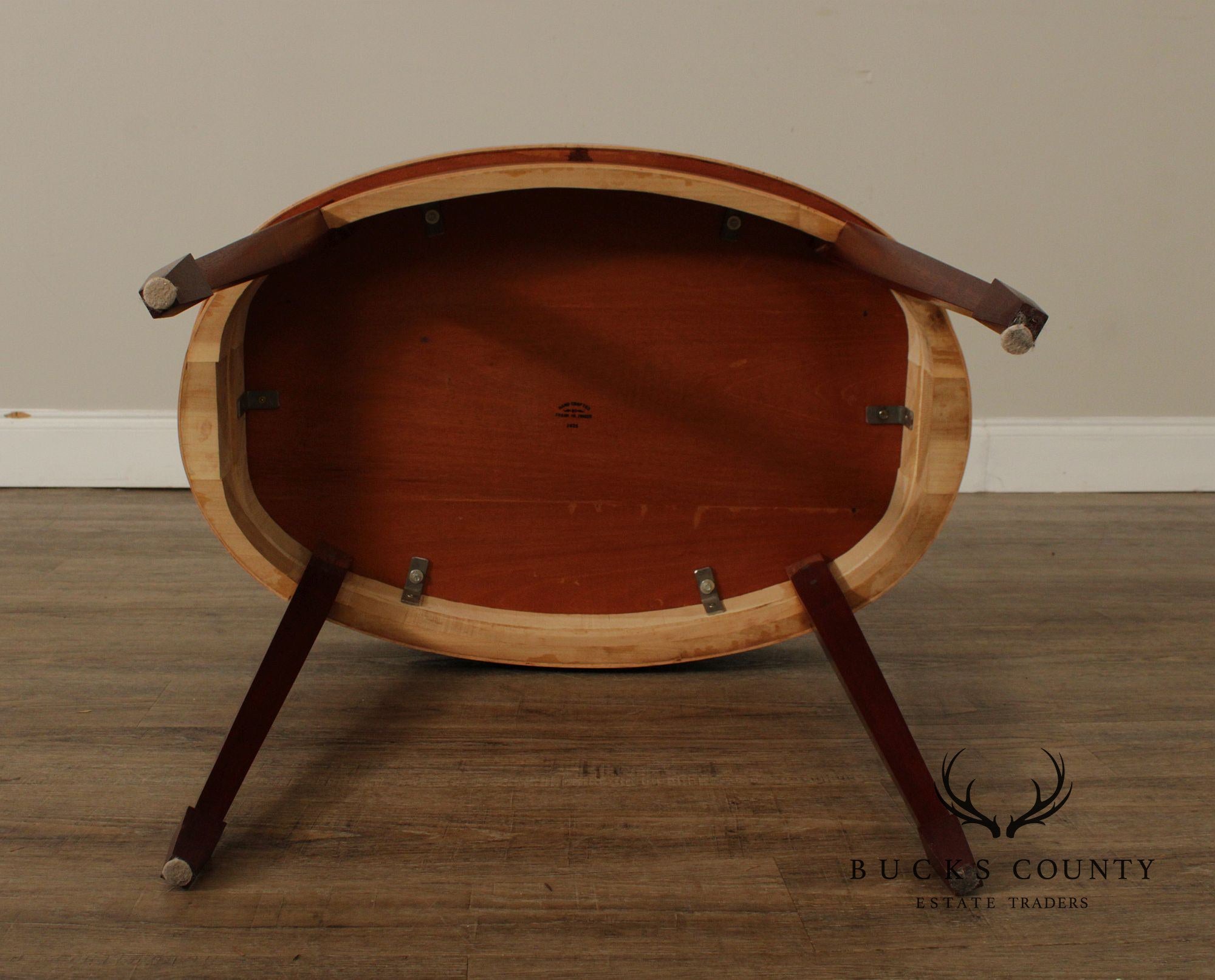 Federal Style Inlaid Mahogany Hand Crafted Oval Side Table