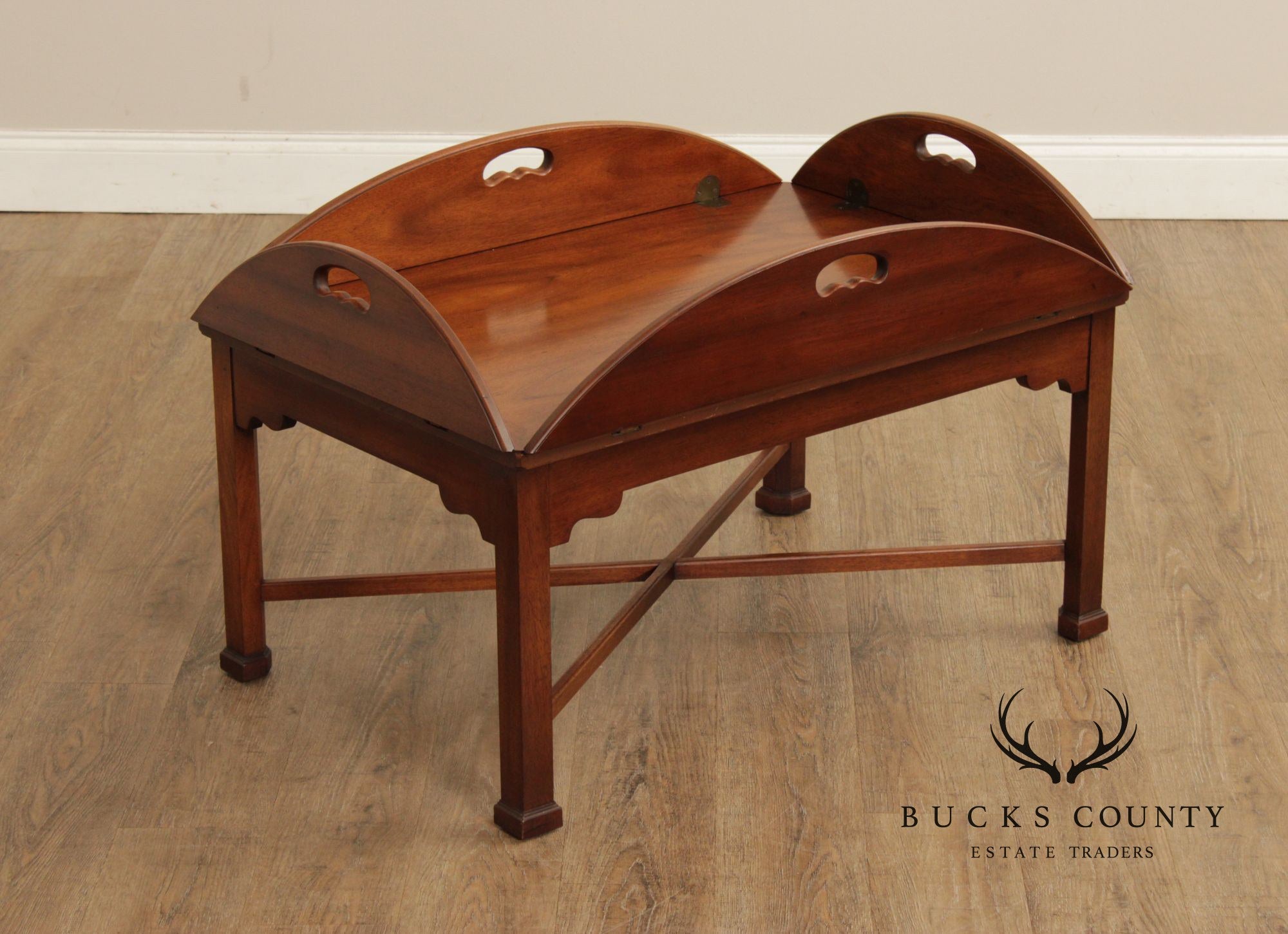 Heritage Chippendale Style Mahogany Butler's Tray Table