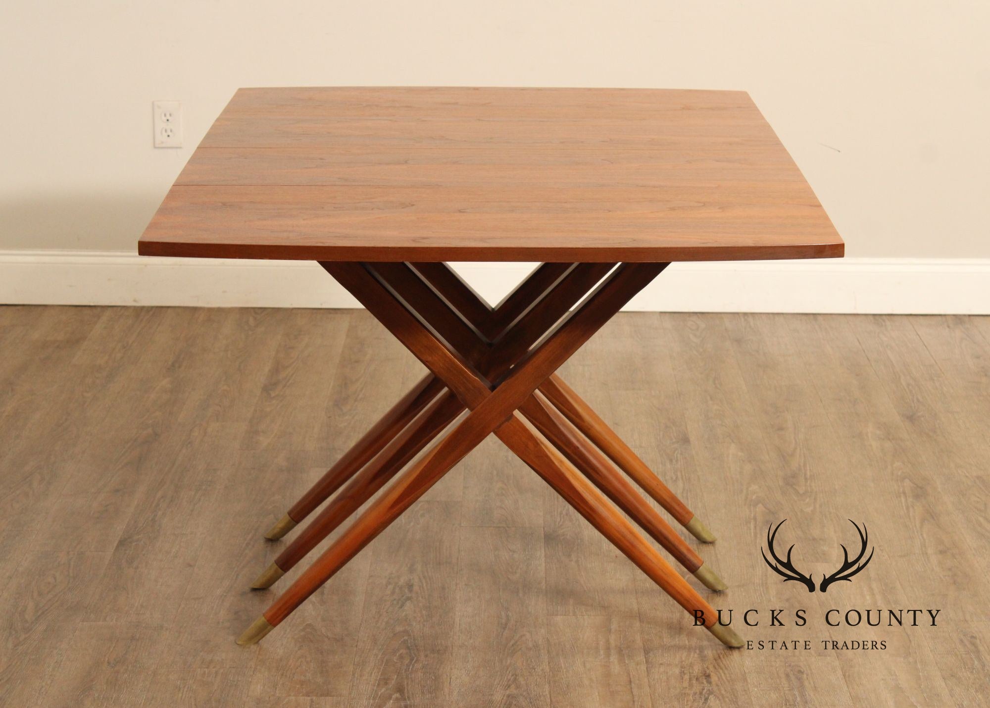 Craddock Mid Century Modern Drop Leaf Dining Table