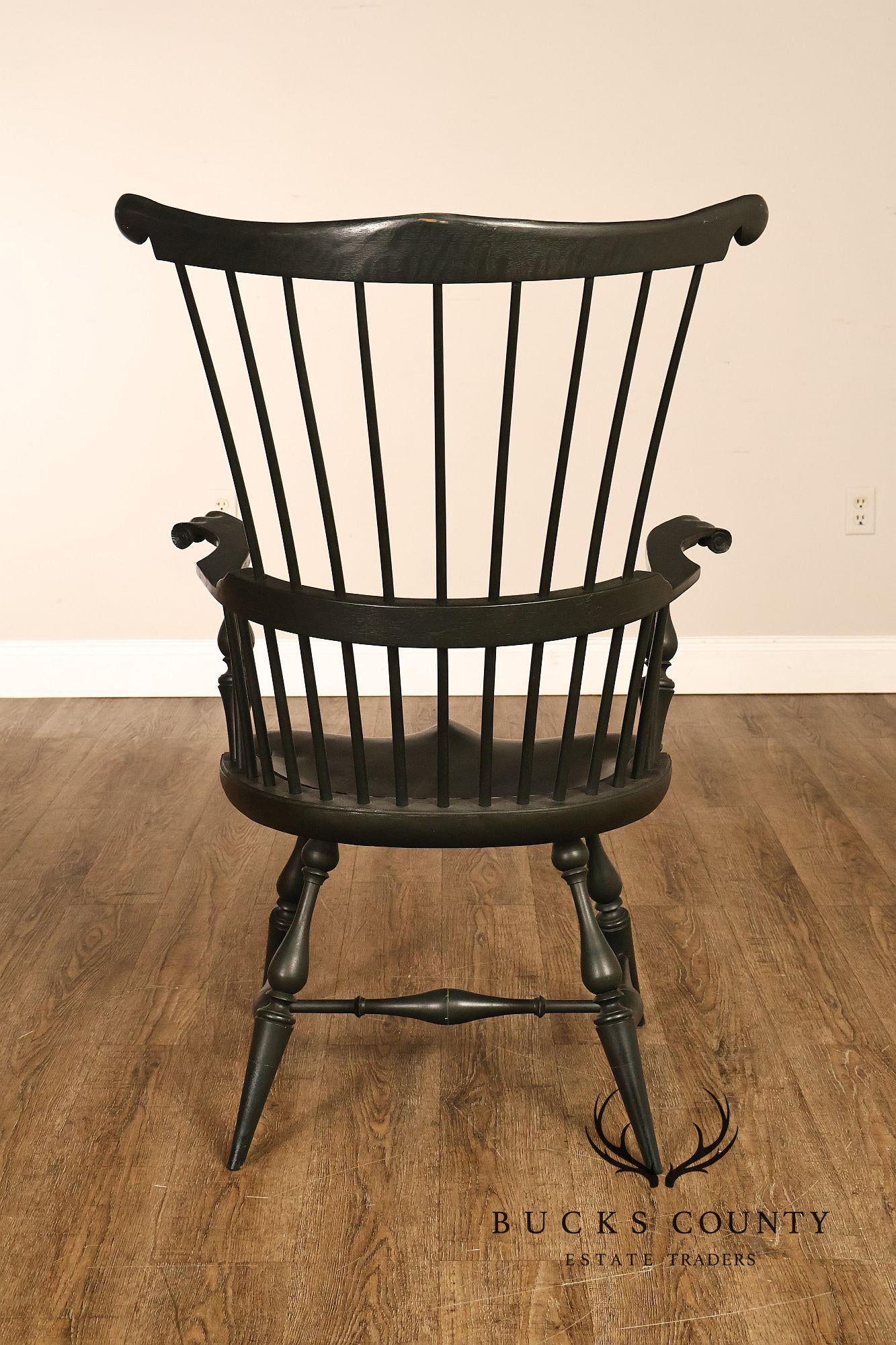 River Bend Chair Co. Set Of Eight Dark Green Painted Comb Back Windsor Dining Chairs
