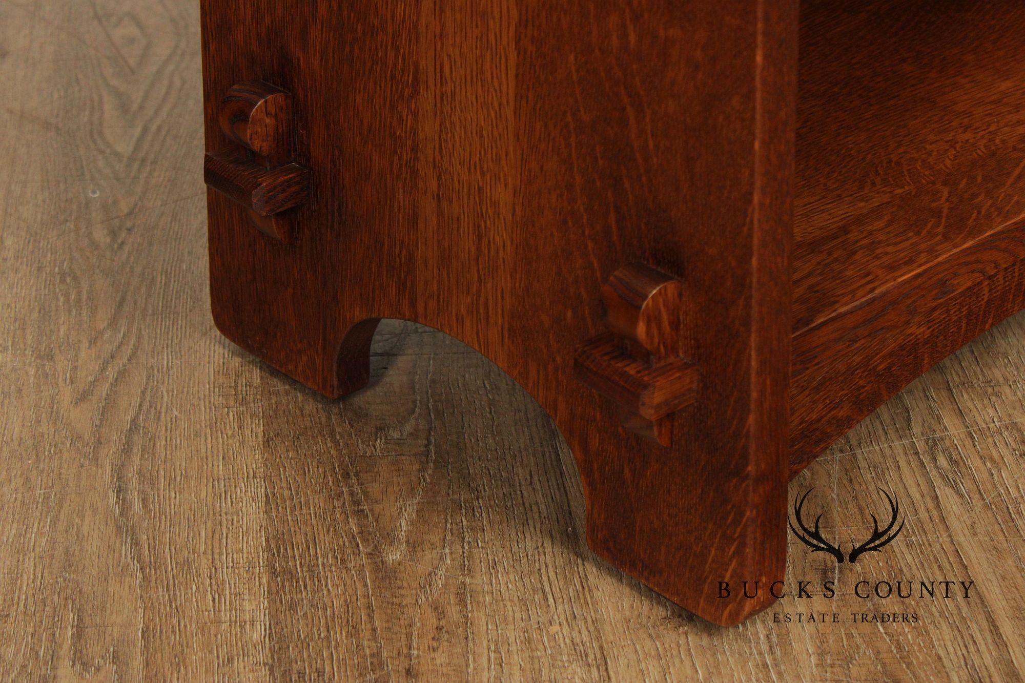 Warren Hile Studio Mission Style Quarter Sawn Oak Tapered Bookcase