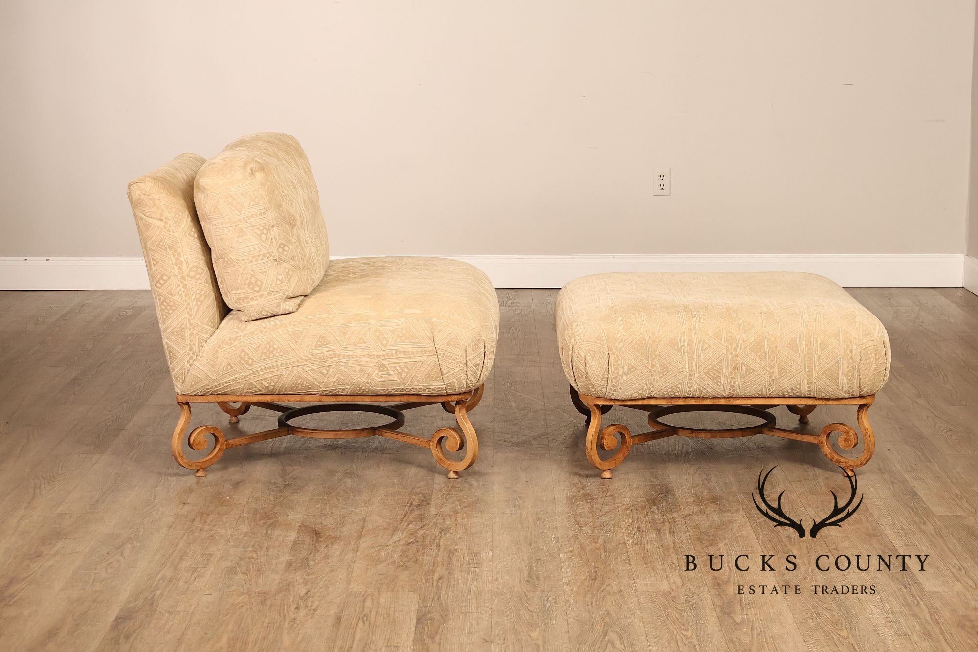 Henredon Upholstered Lounge Chair With Ottoman