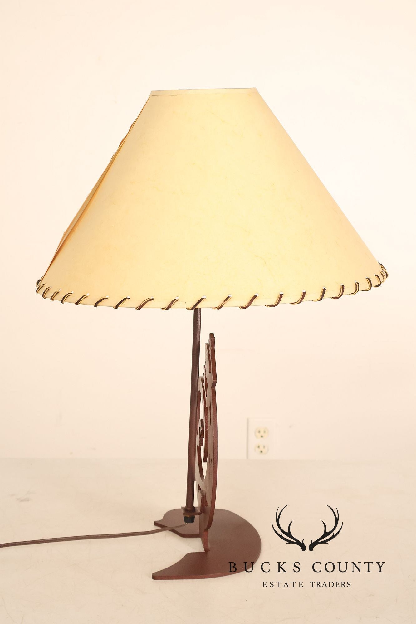 Southwestern Style Steel Gecko Table Lamp