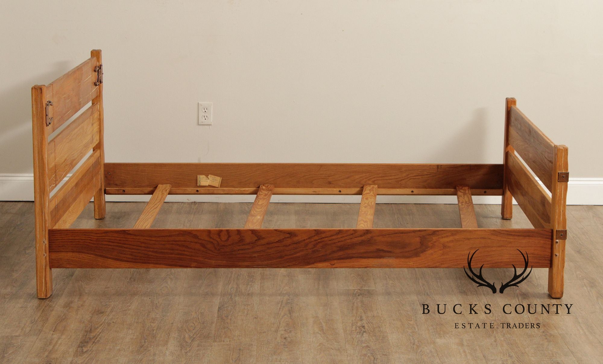 Brandt Ranch Oak Slatted Full Bed