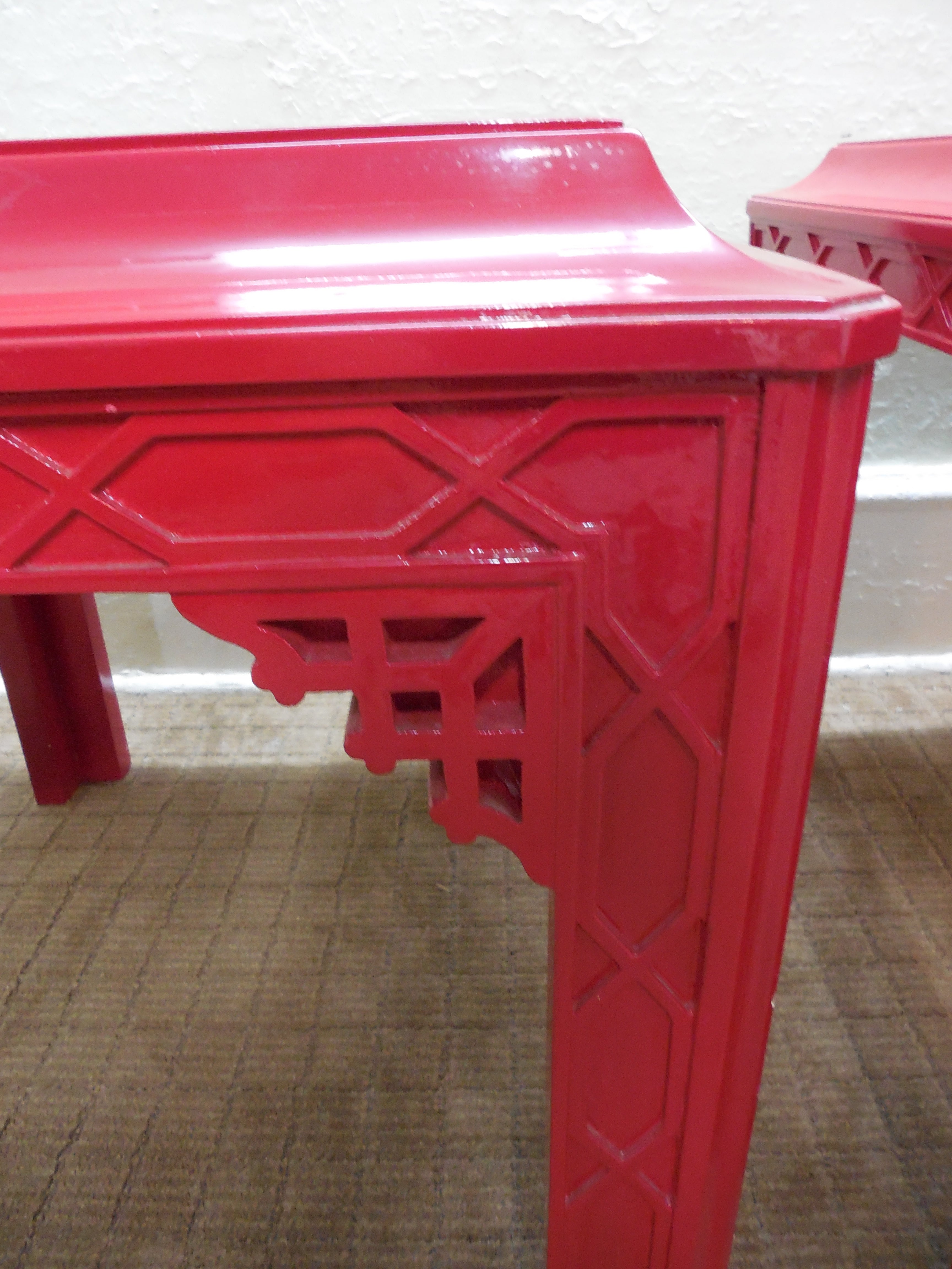 Hollywood Regency Chinese Chippendale Lacquered Mirrored Top End Tables