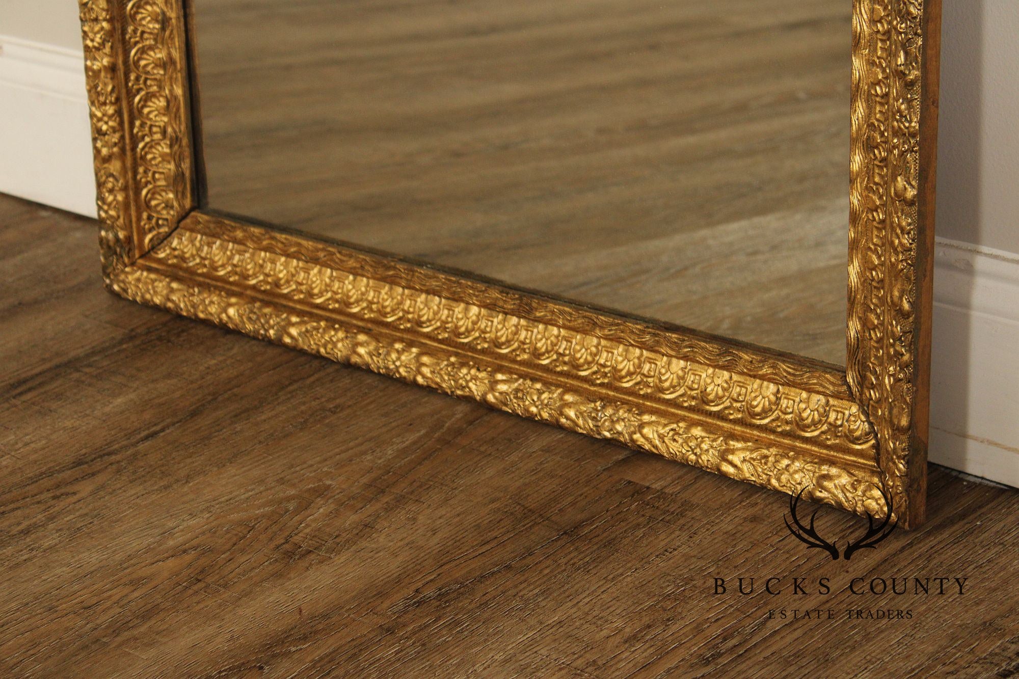 French Rococo Style Giltwood Carved Wall Mirror