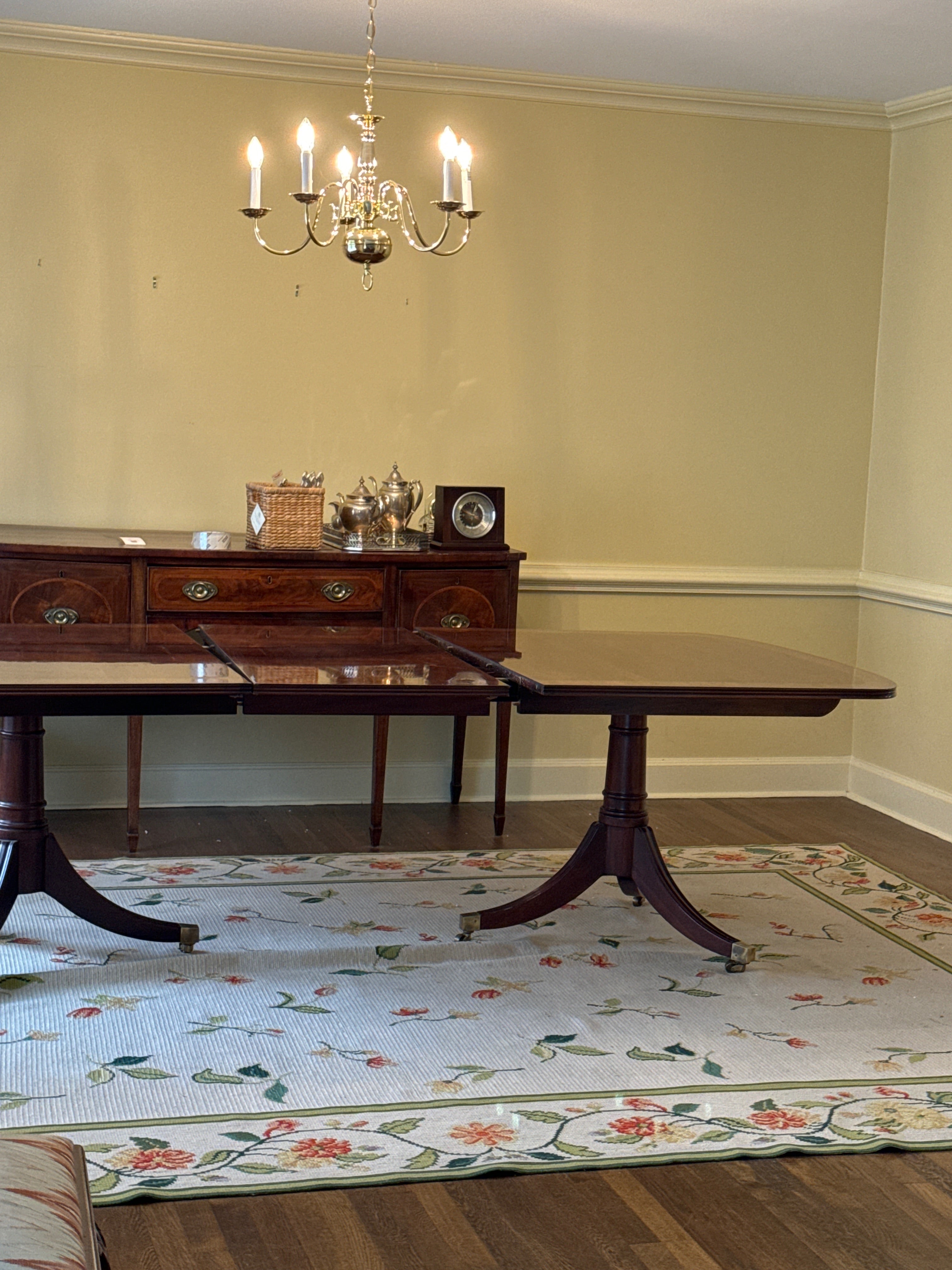 Dining Table with 3 Leaves