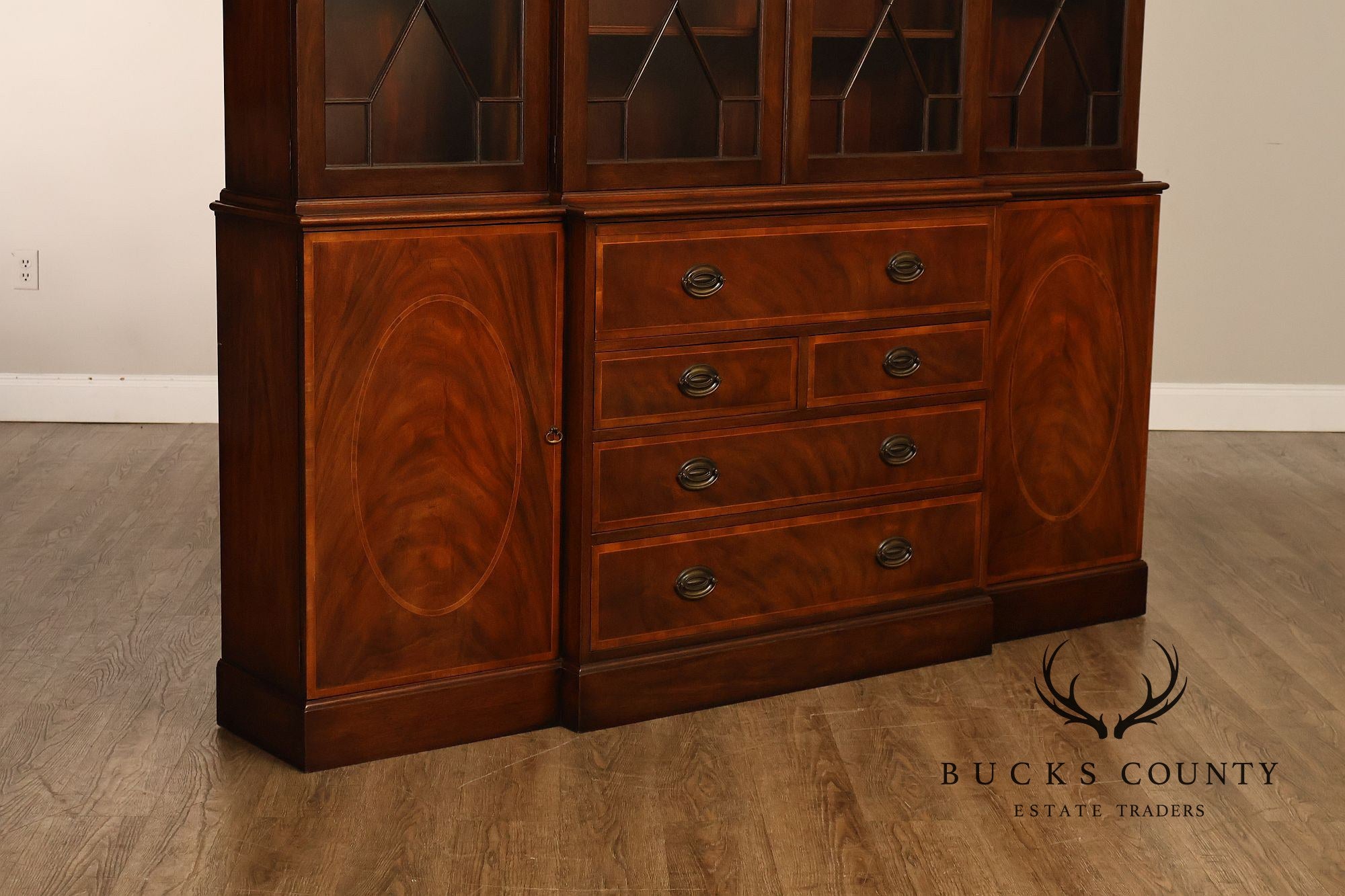 Baker Furniture Georgian Style Vintage Mahogany Breakfront Bookcase
