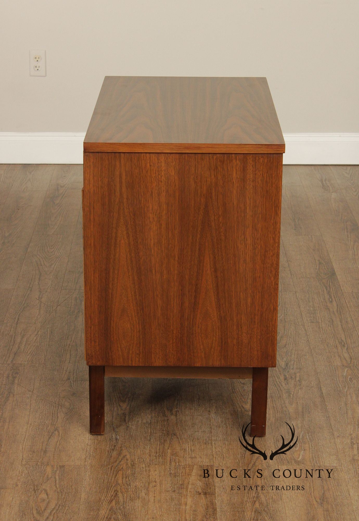 Mid Century Modern Walnut Chest of Drawers