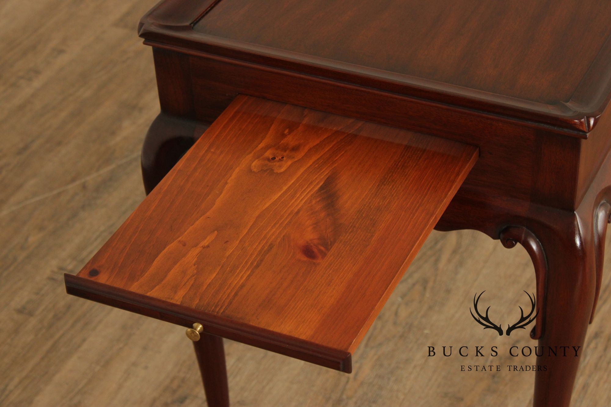 Henkel Harris Queen Anne Style Mahogany Tea Table