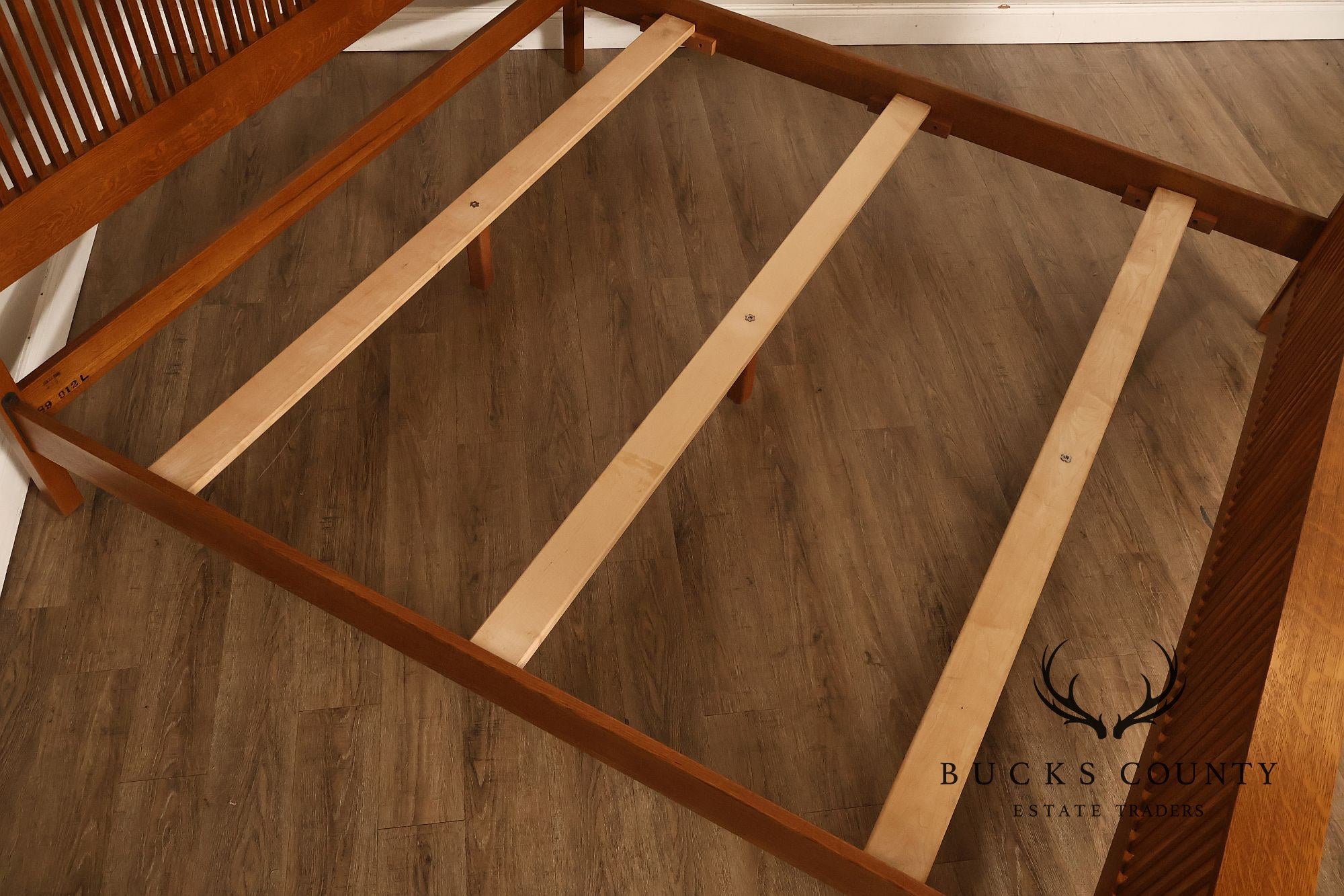Stickley Mission Collection King Size Spindle Bed