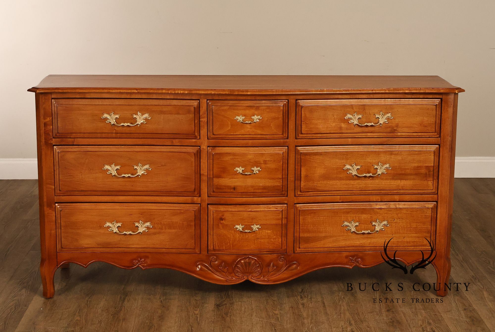 Ethan Allen 'Legacy' French Country Style Chest of Drawers