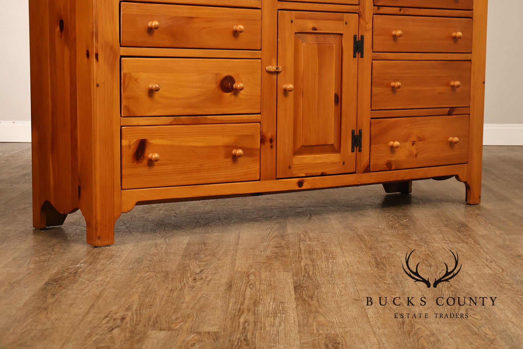 Ethan Allen Country Craftsman Pine Dresser