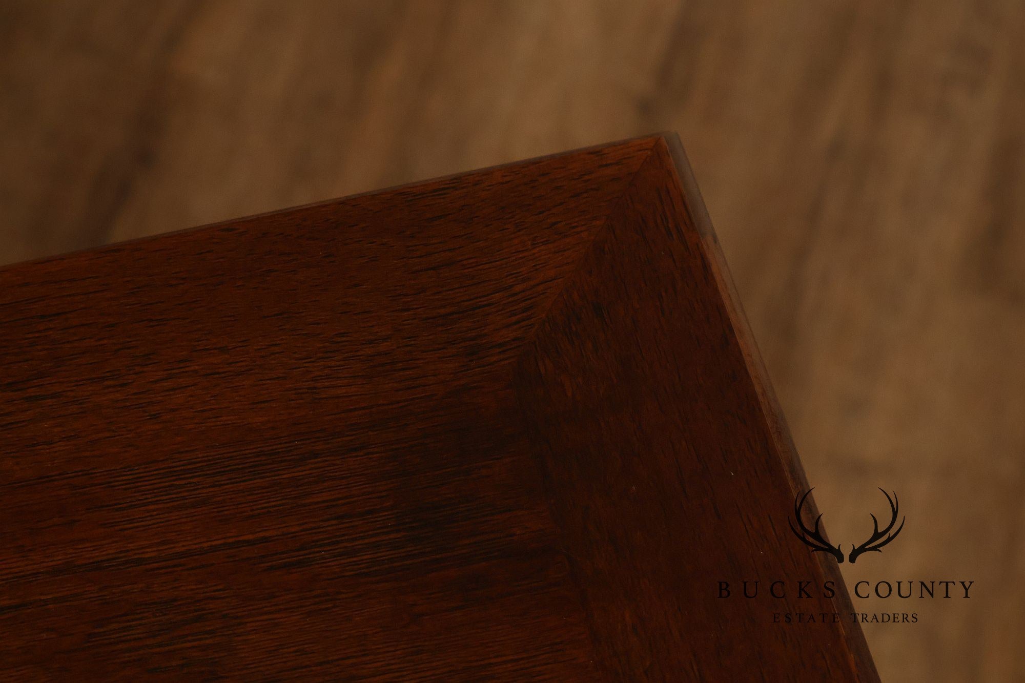 Thomasville 'Embassy' Asian Inspired Flip-Top Server