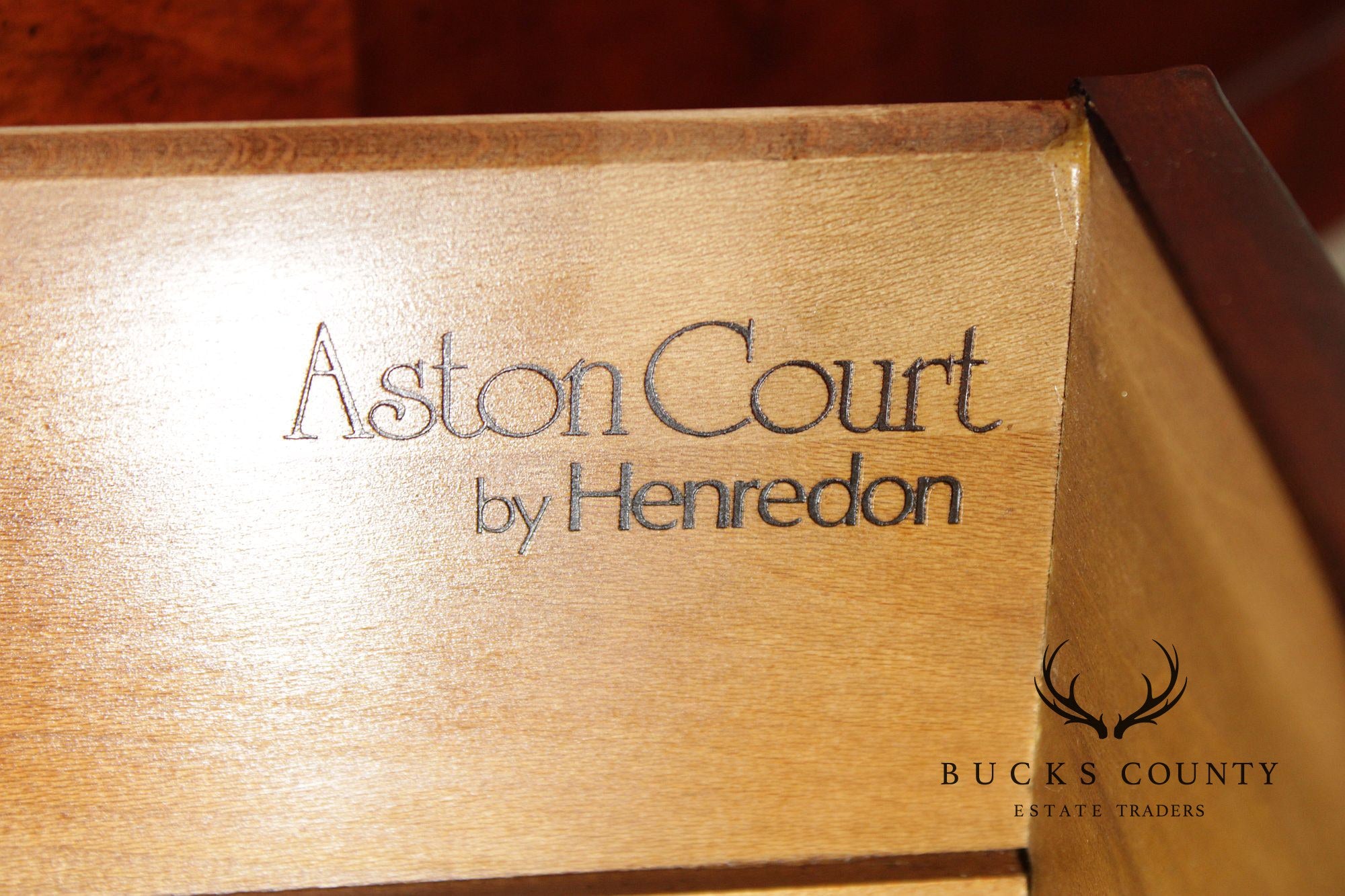 Henredon Aston Court Collection Mahogany Chippendale Bedroom Armoire Cabinet