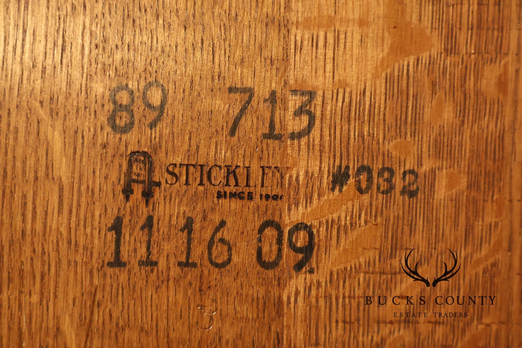 Stickley Mission Collection Round Oak Expandable Dining Table