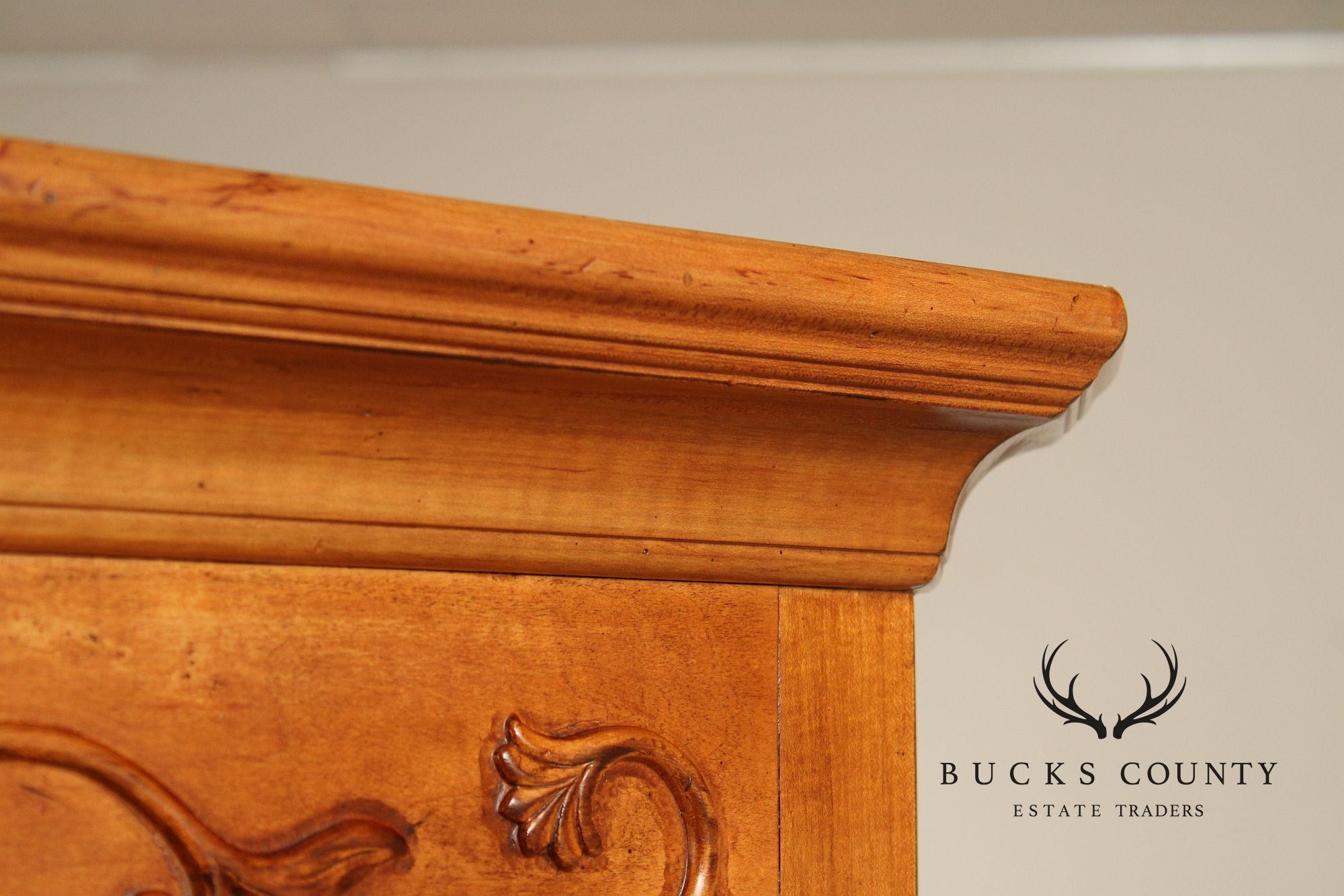 Ethan Allen Legacy Bonnetiere French Provincial Style Maple Armoire