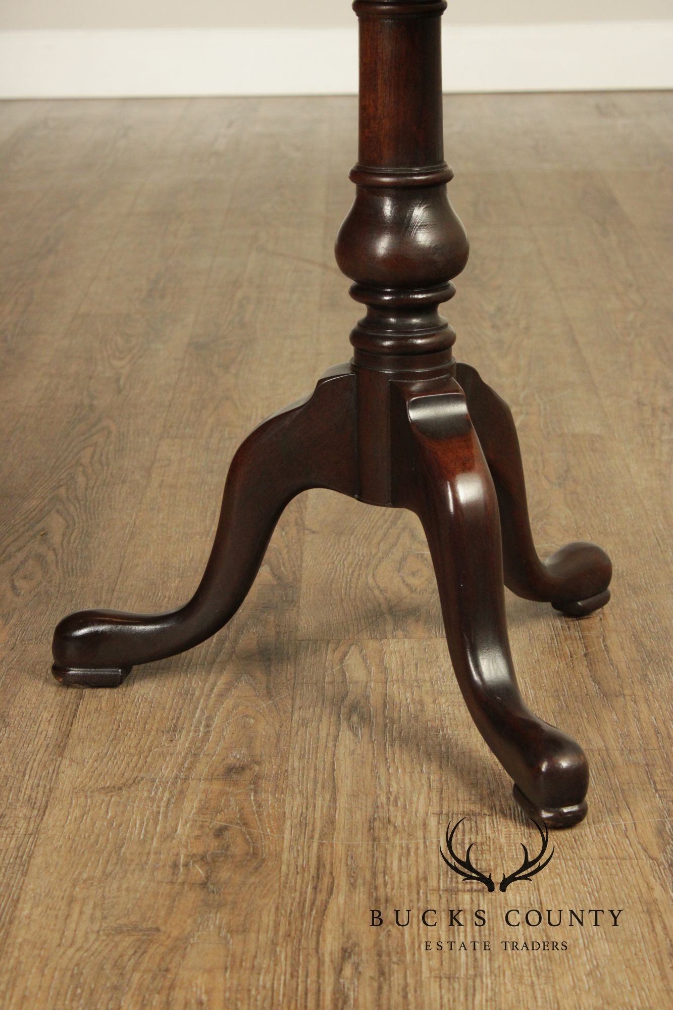 Drexel '18th Century Classics' Mahogany Pie Crust Side Table