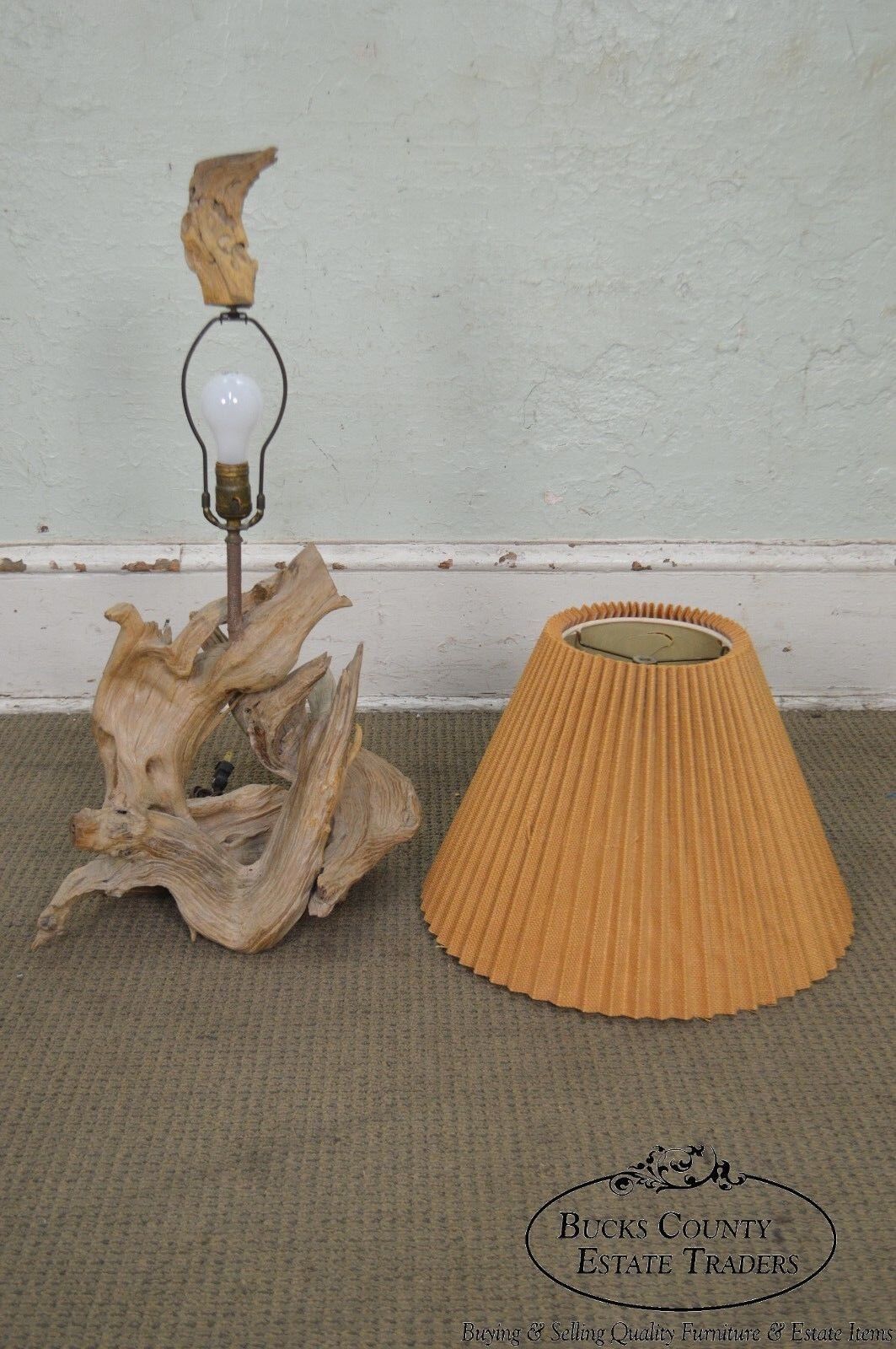 Driftwood Mid Century Modern Table Lamp w/ Shade