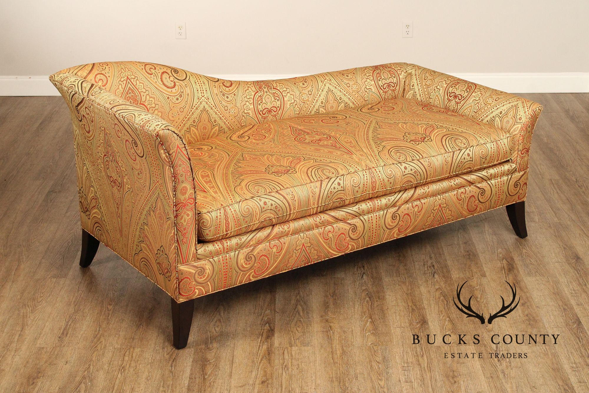 Chaddock 'Laslo' Day Bed or Fainting Couch