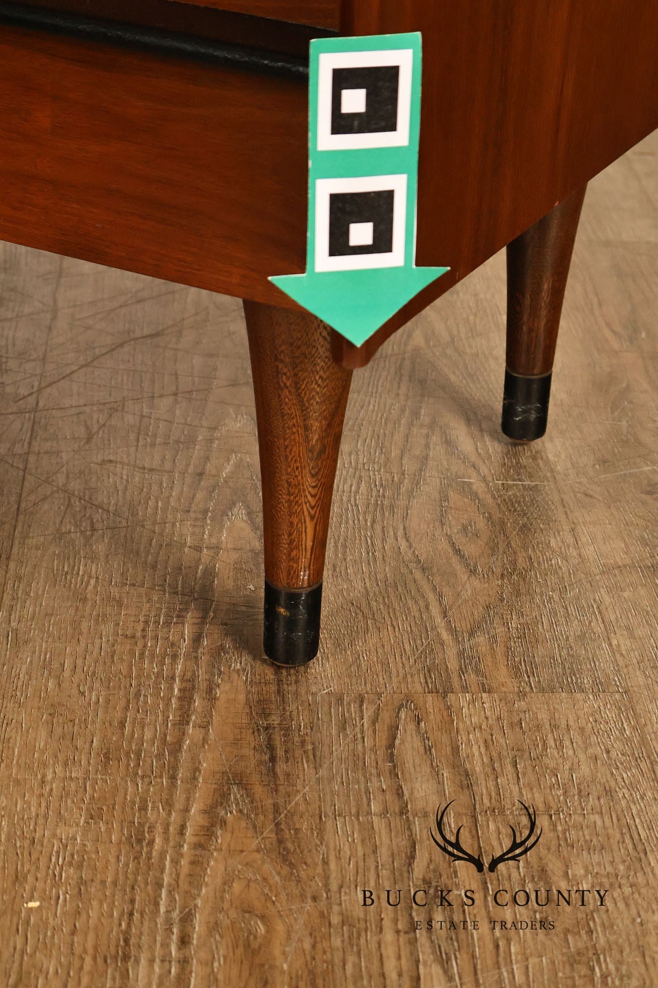 American of Martinsville Mid Century Modern Pair of Nightstands
